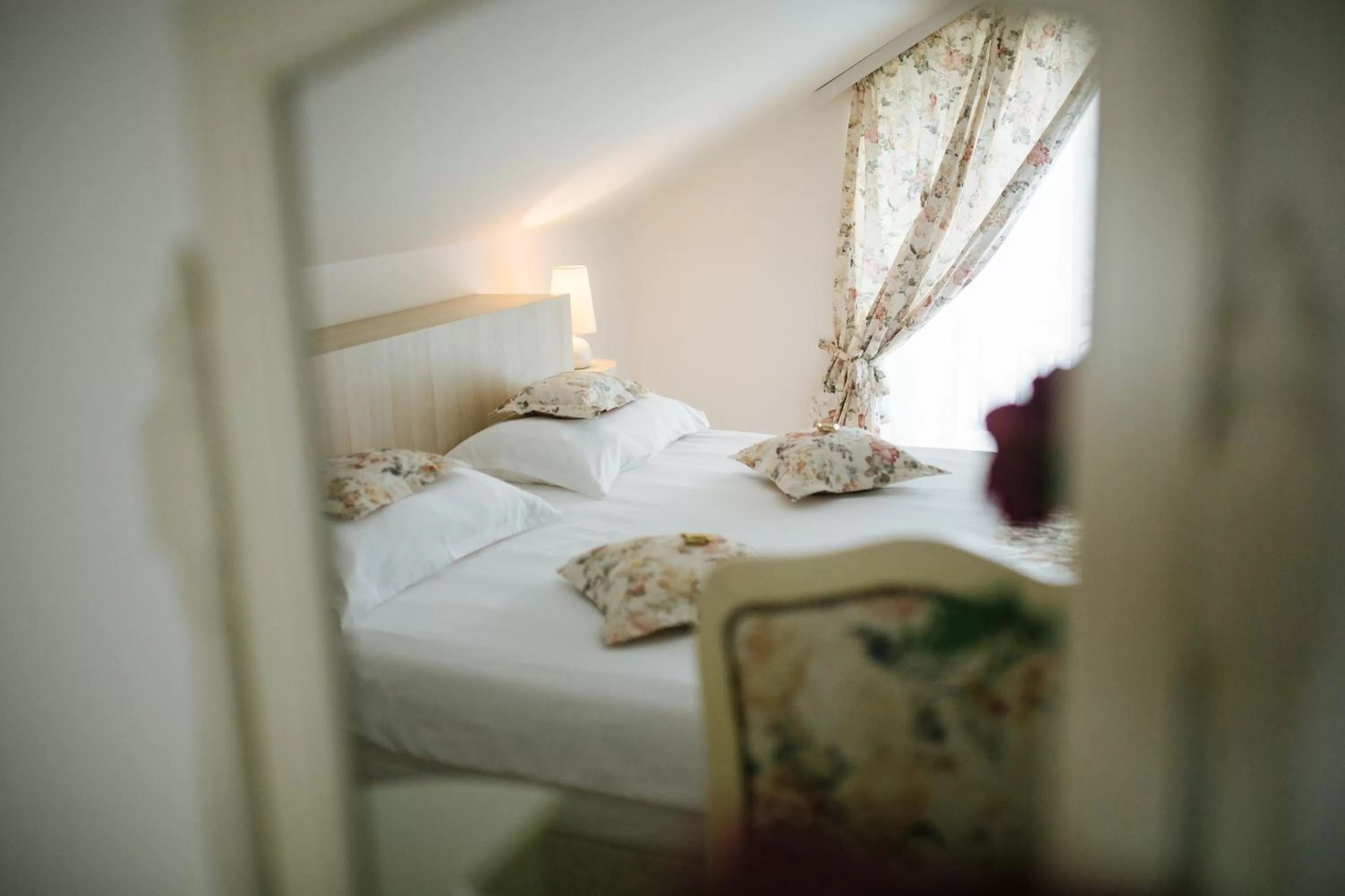 Photo of the whole room, Bed in Garni Hotel Andric