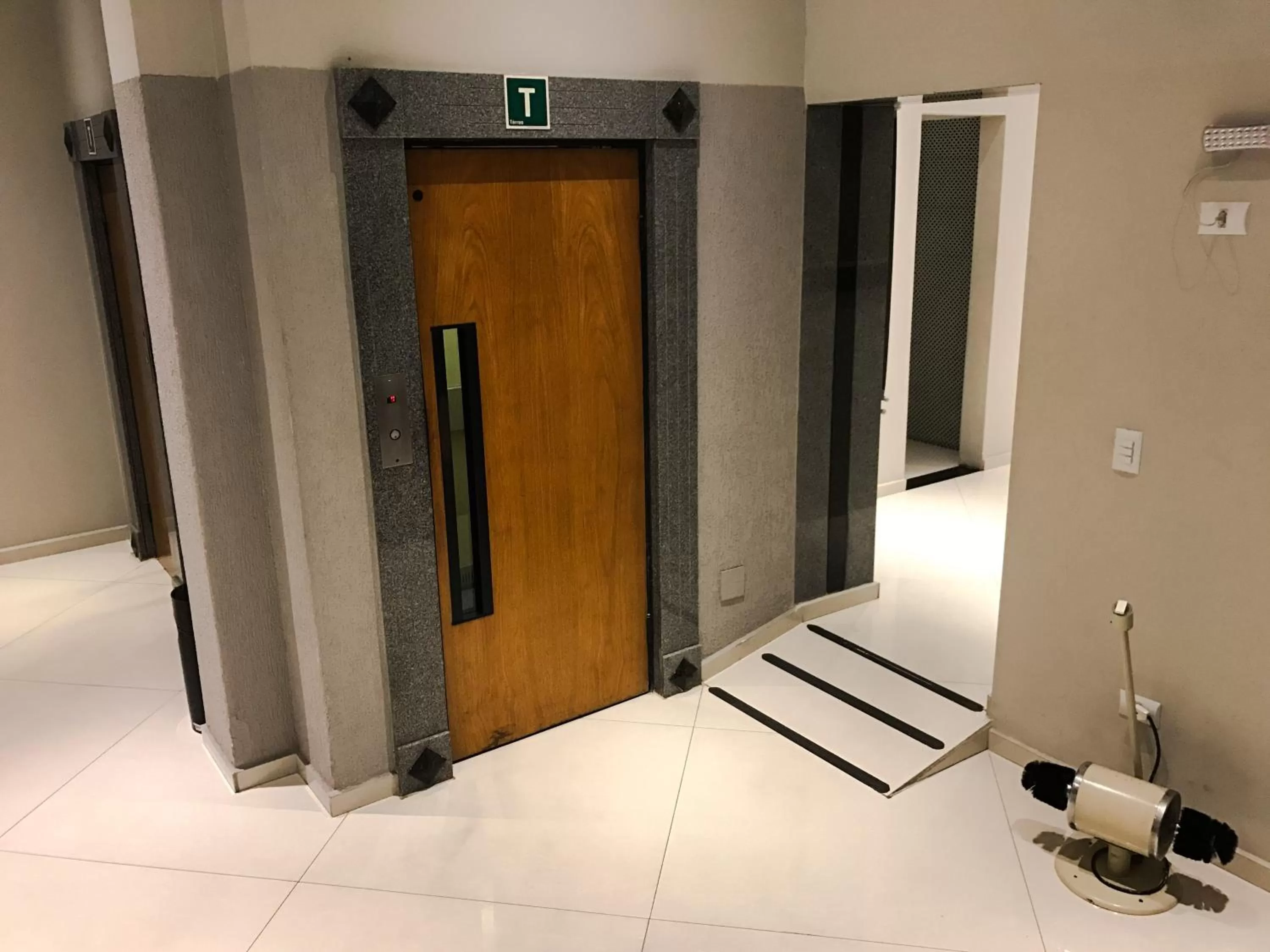 Property building in Rede Andrade Mercado Hotel