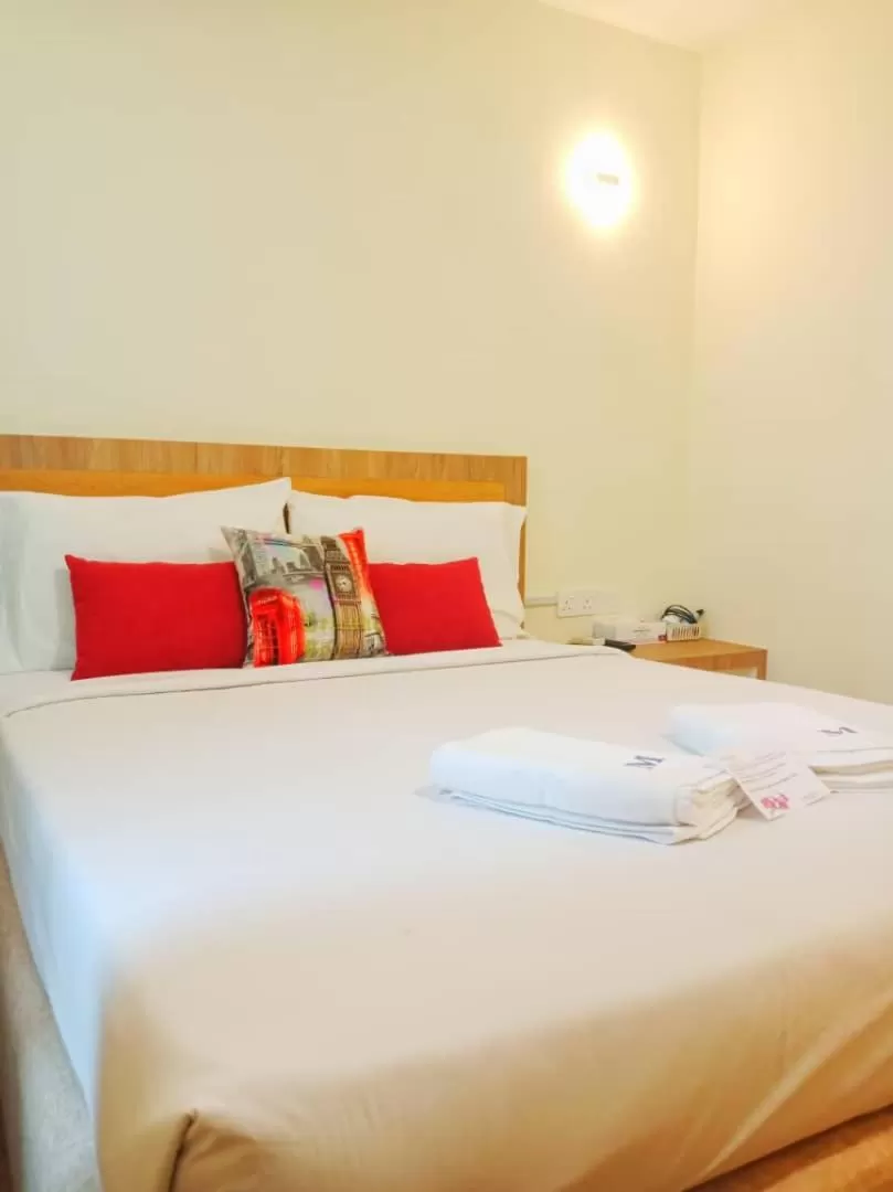 Bed in Merilton Hotel