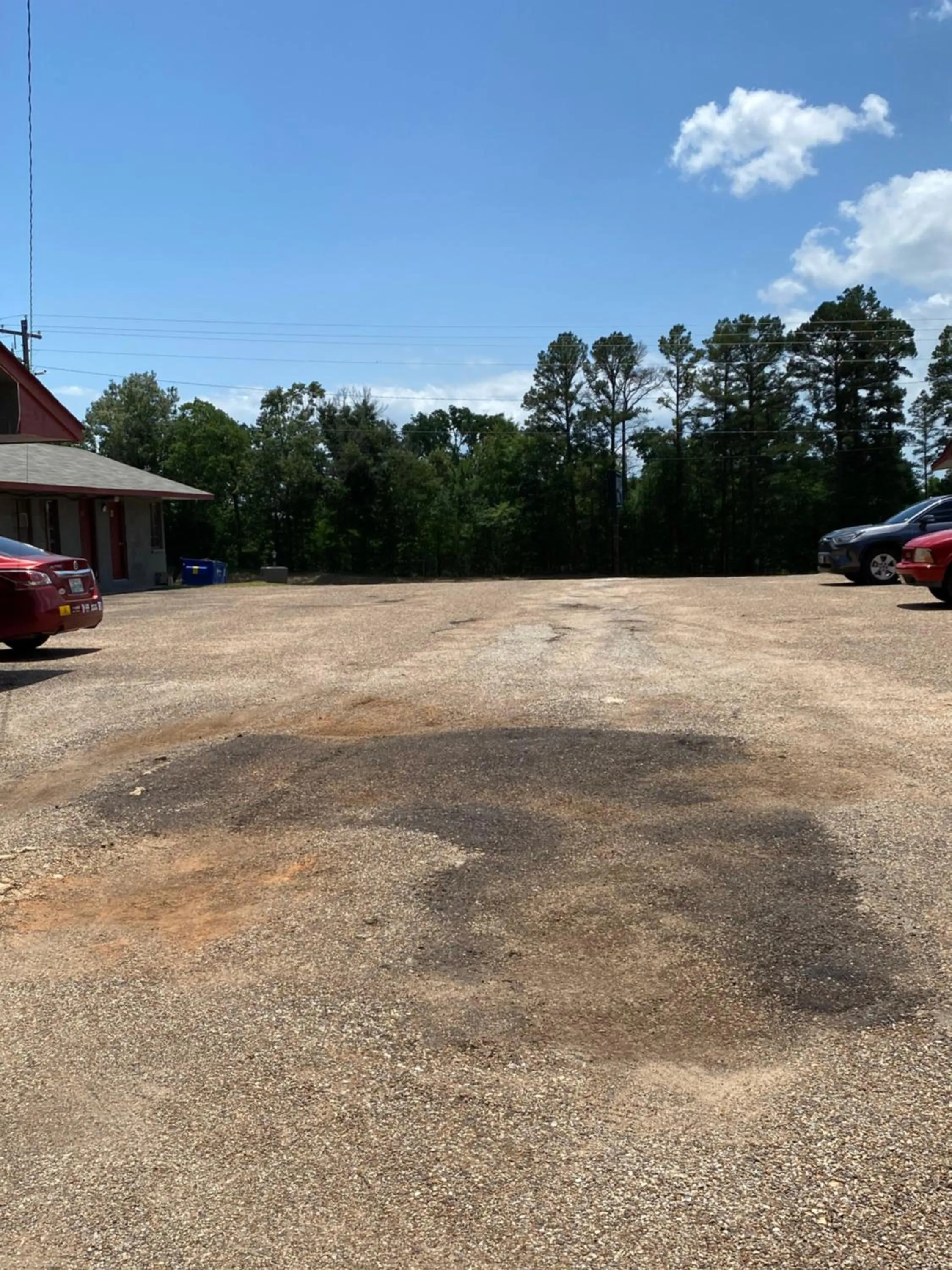 Parking in Budget Inn