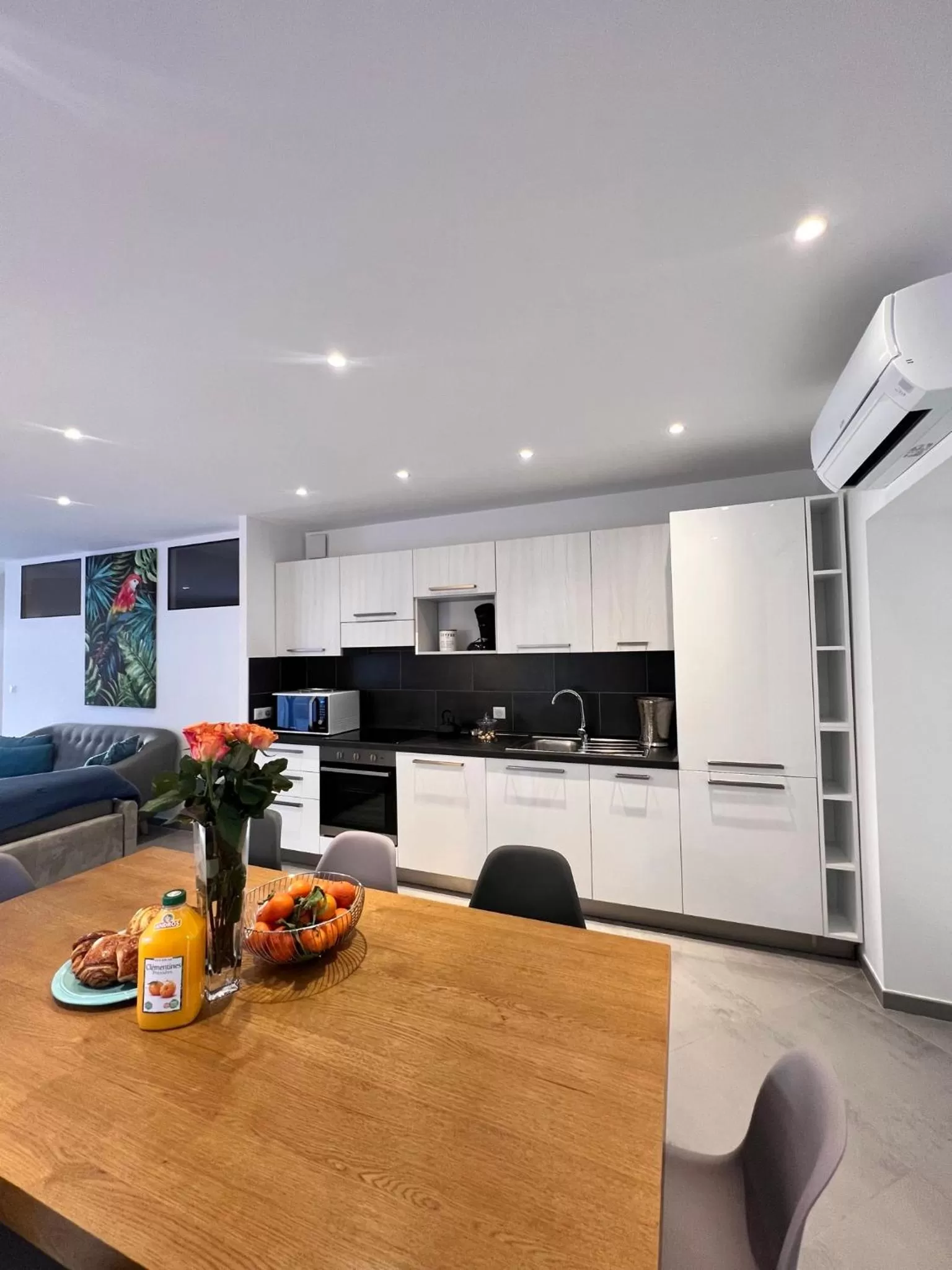 Kitchen or kitchenette in Casa u fornu Residence & Spa