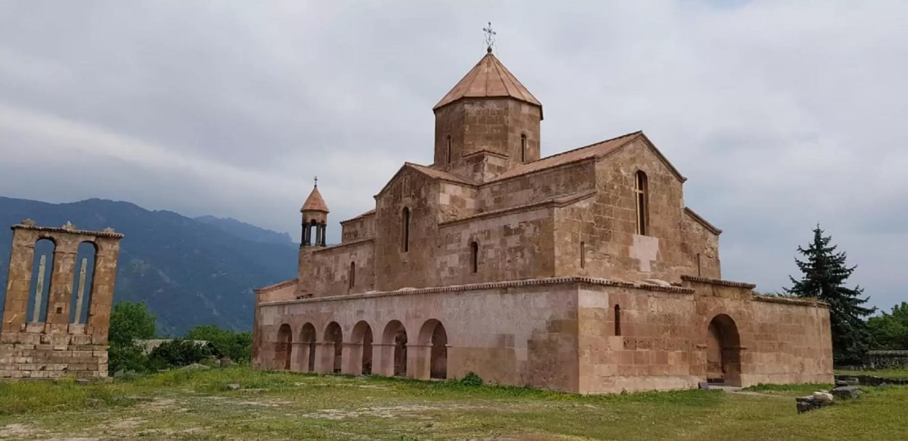 Nearby landmark, Property Building in Odzun Hotel