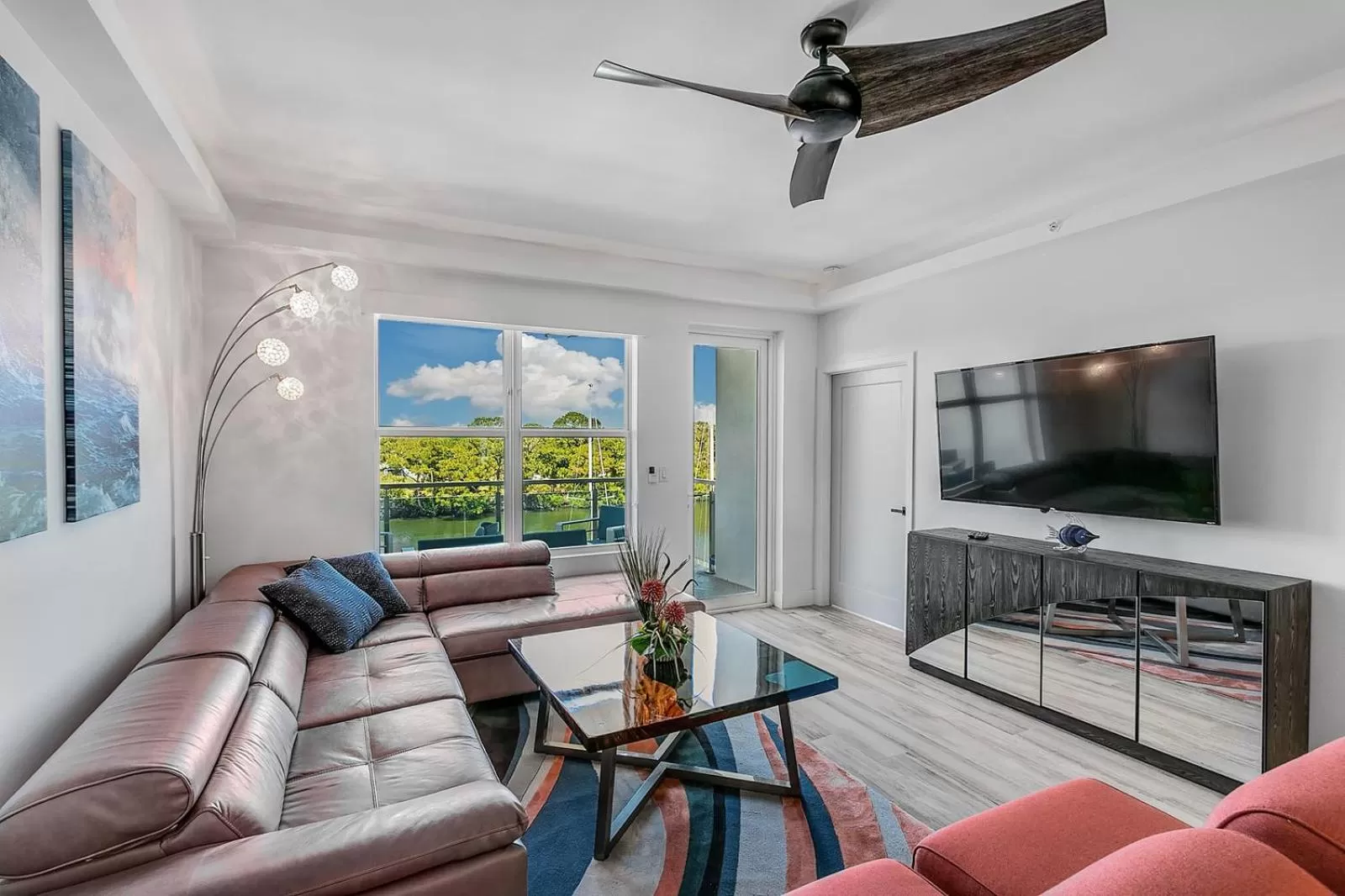 Cape Crossing Resort & Marina