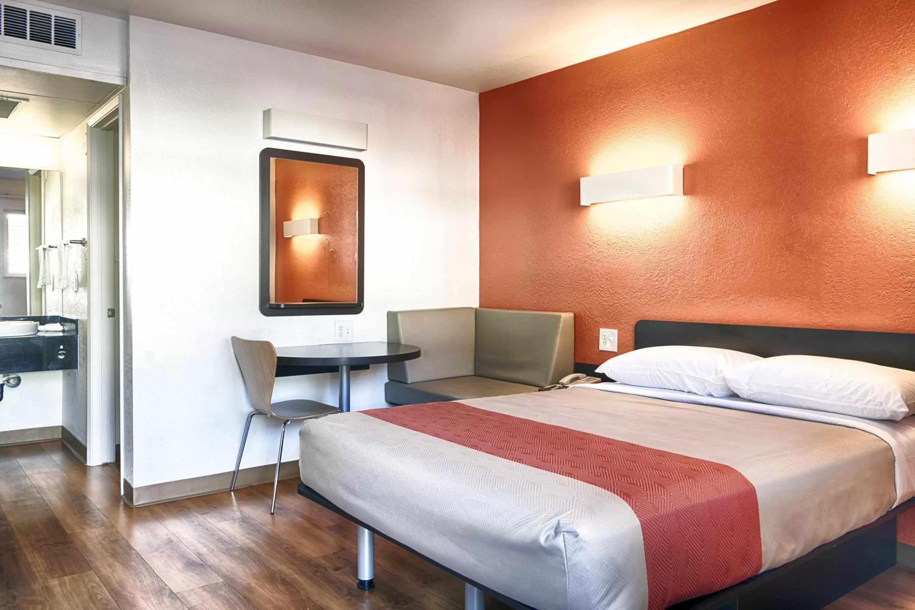 Bedroom, Bed in Motel 6-Mammoth Lakes, CA