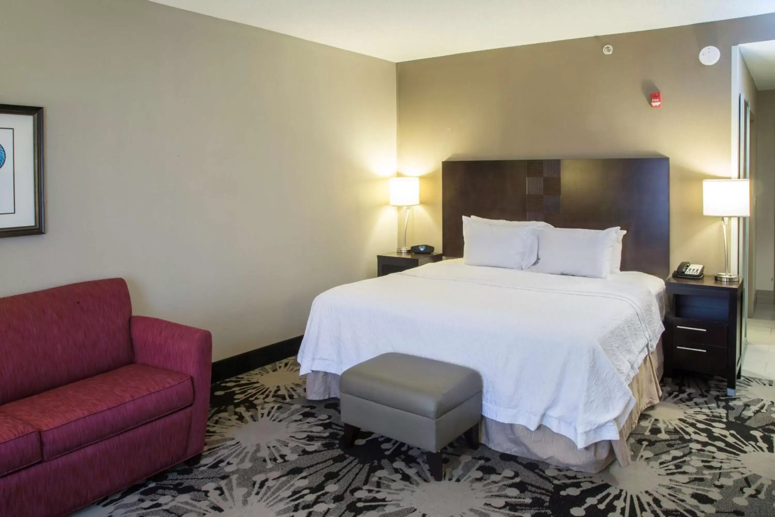 King Studio Suite with Sofa Bed - Non-Smoking in Hampton Inn Oxford/Conference Center King Studio Suite with Sofa Bed - Non-Smoking in Hampton Inn Oxford/Conference Center