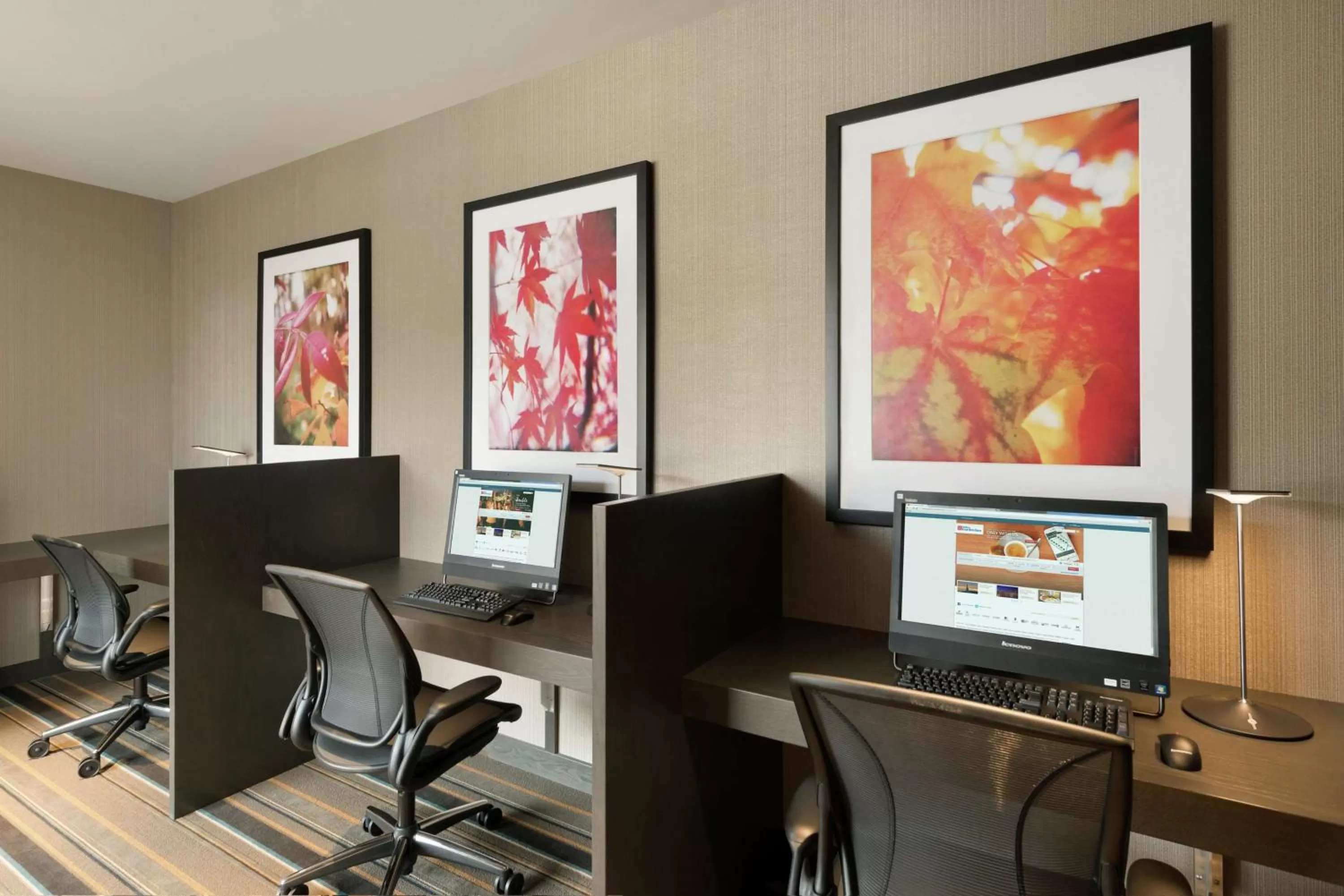 Business facilities in Hilton Garden Inn Rochester - University & Medical Center