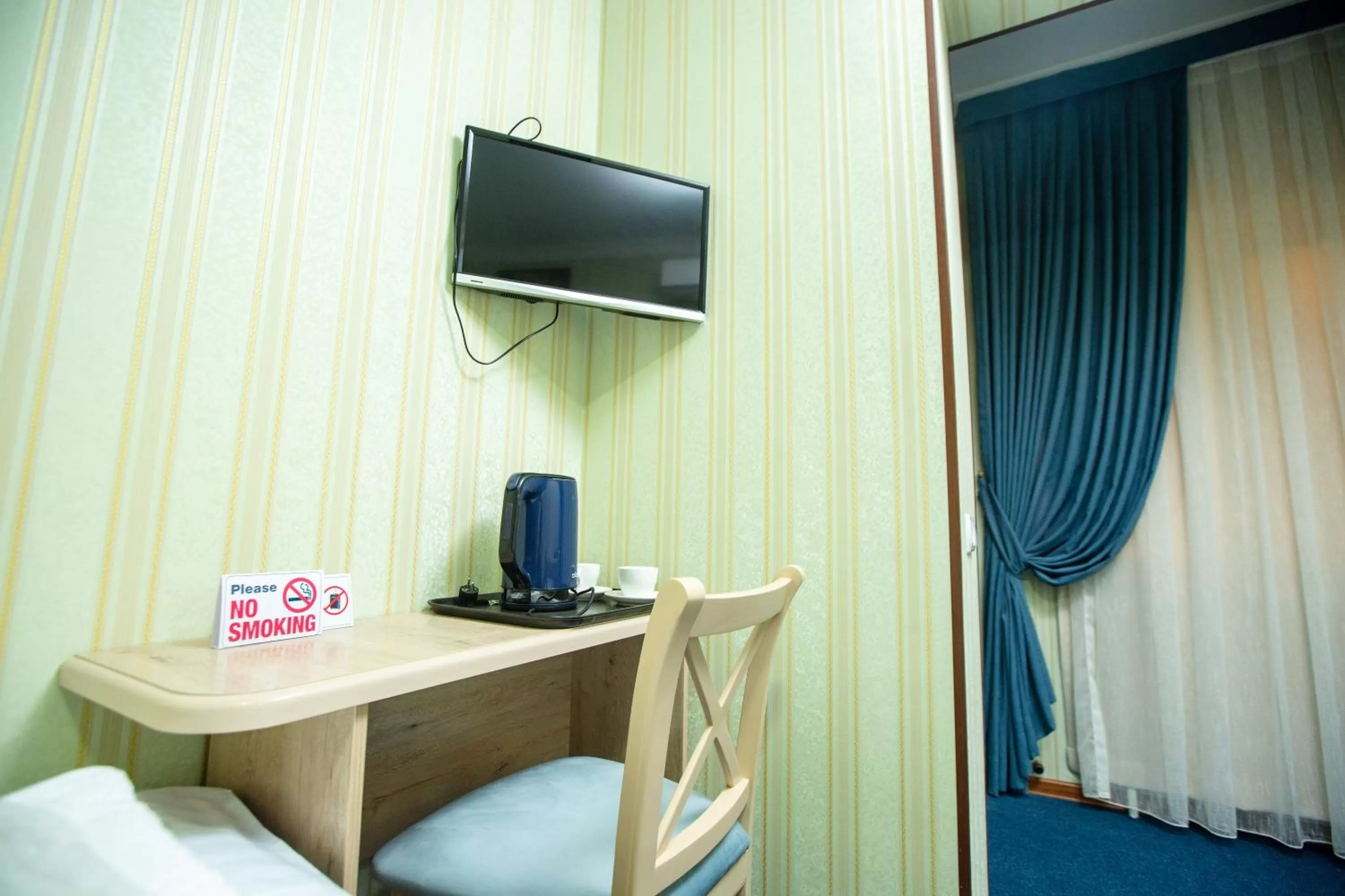 TV and multimedia in Mirzo Boutique Hotel