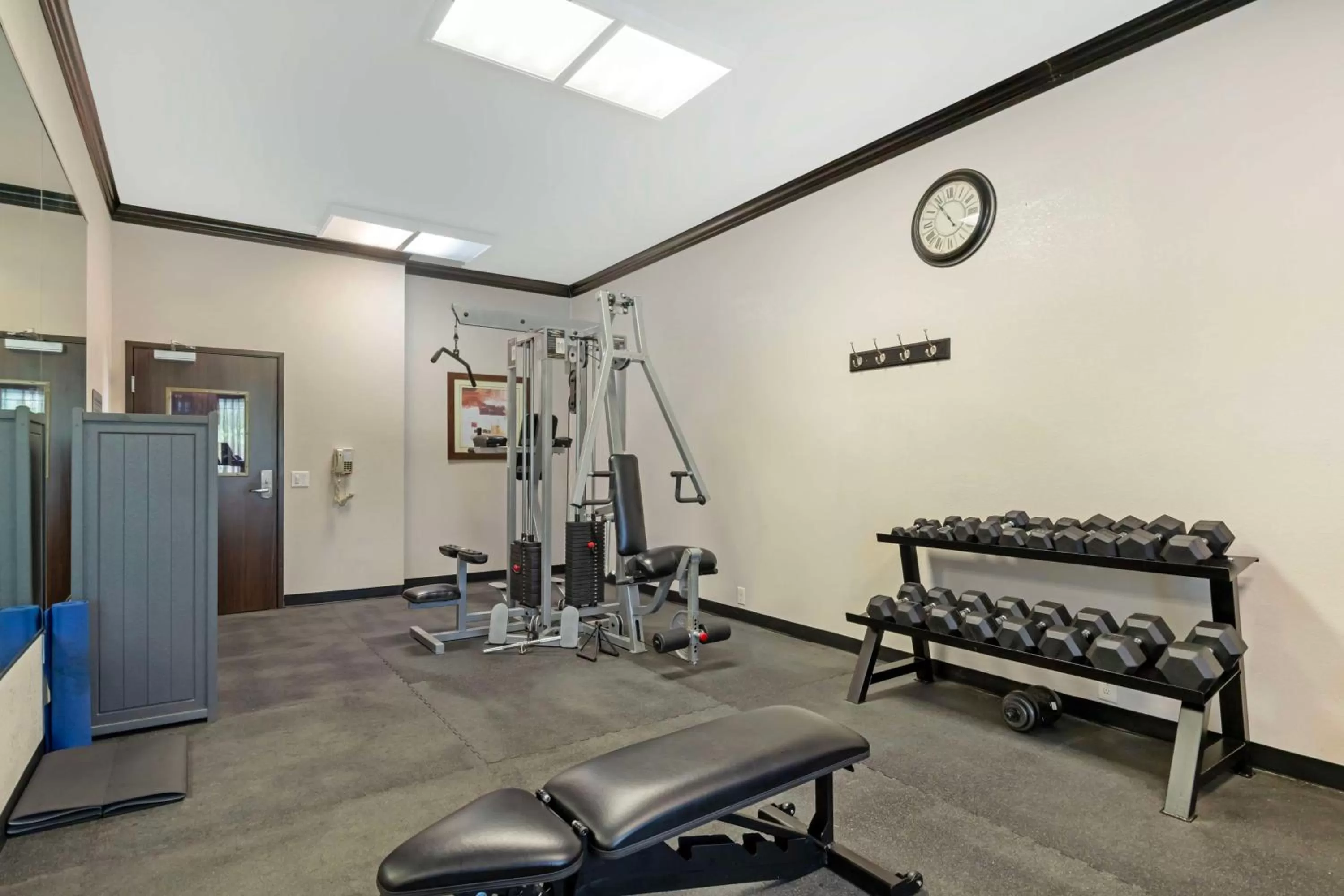 Fitness centre/facilities in Best Western Plus Pleasanton Hotel
