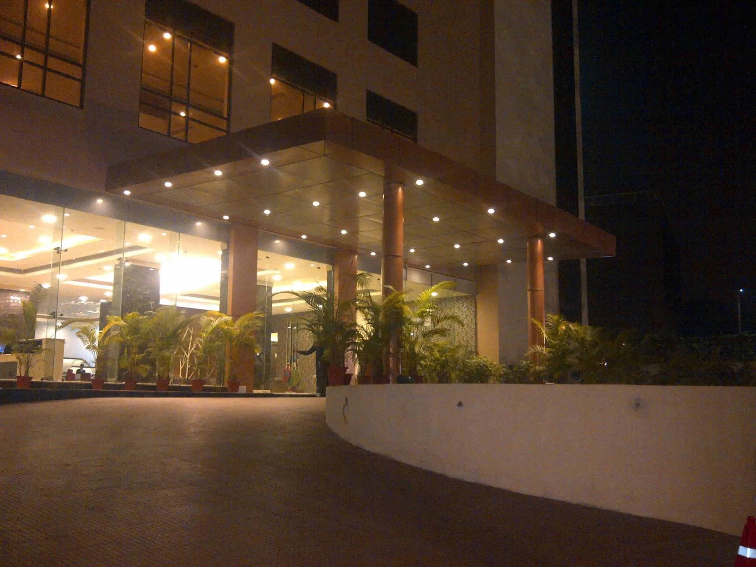 Facade/entrance in Ramada Jamshedpur Bistupur