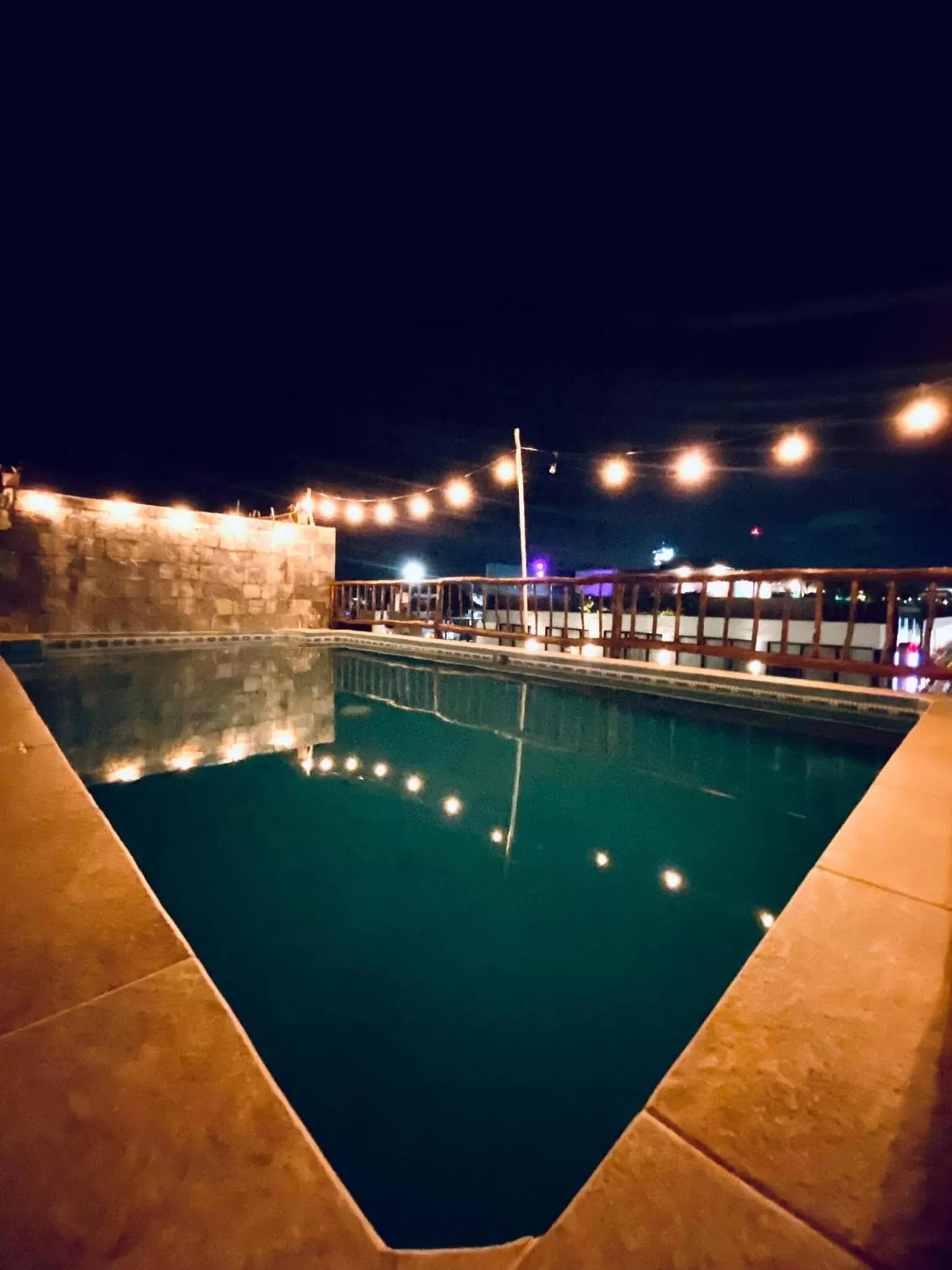 Swimming pool in Hotel Boutique Rato 10