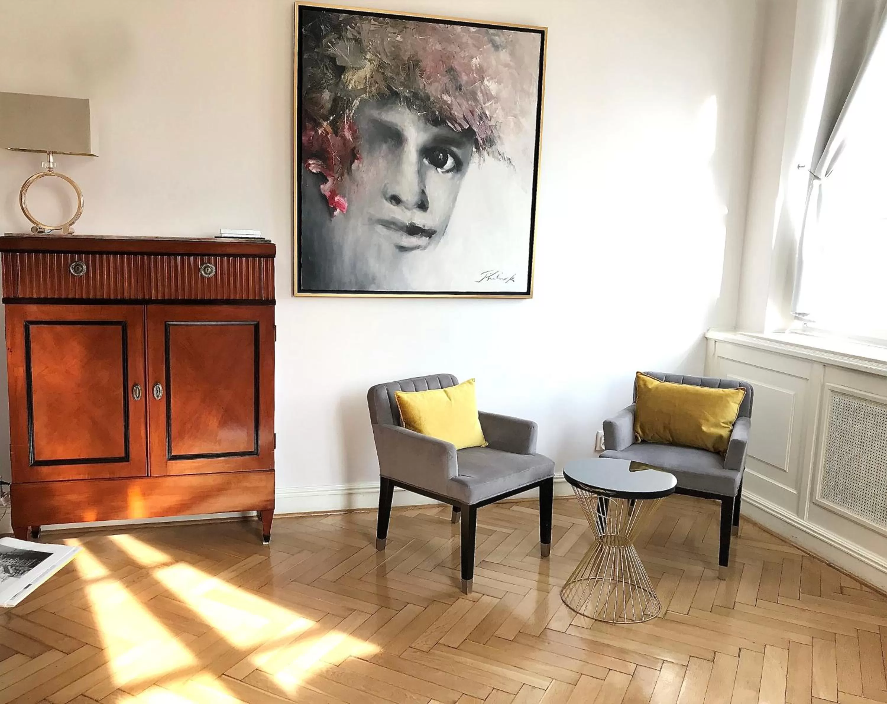 Living room, Seating Area in Luxury Suites & Apartments MONDRIAN Old Town