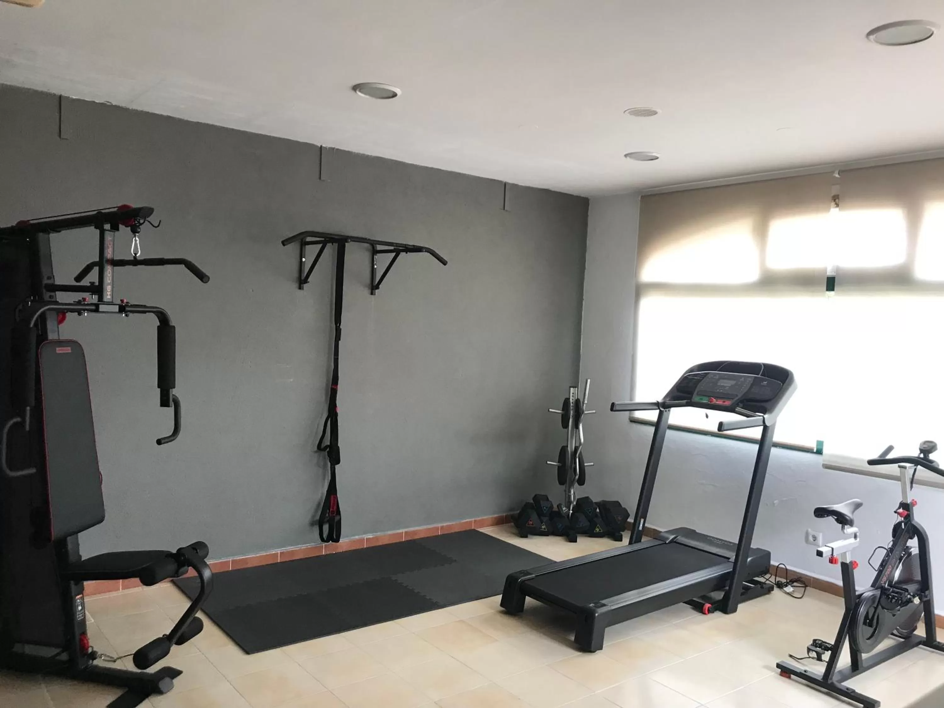 Fitness centre/facilities in Apartamentos Royal Life