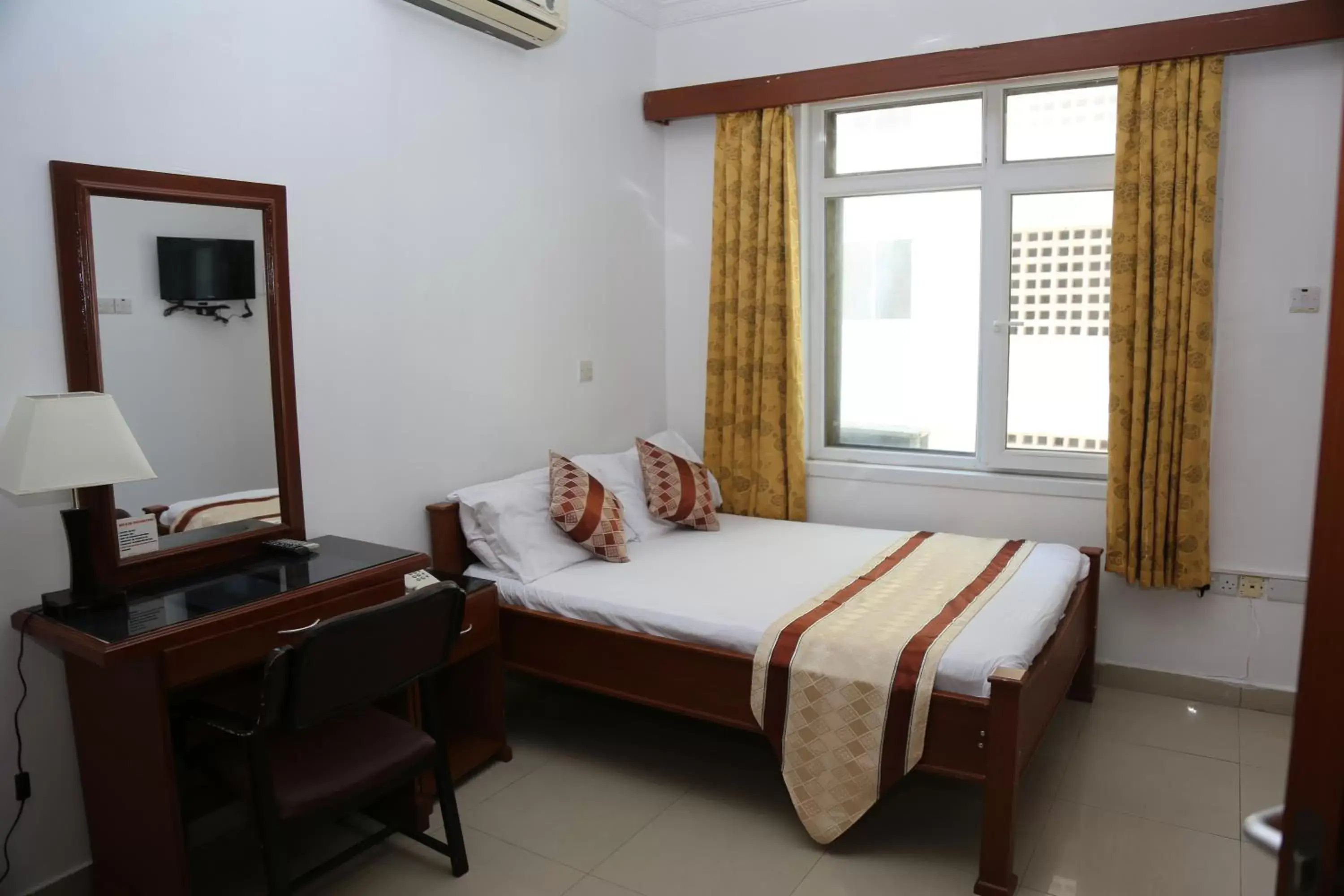 Standard Single Room in Rainbow Hotel Standard Single Room in Rainbow Hotel