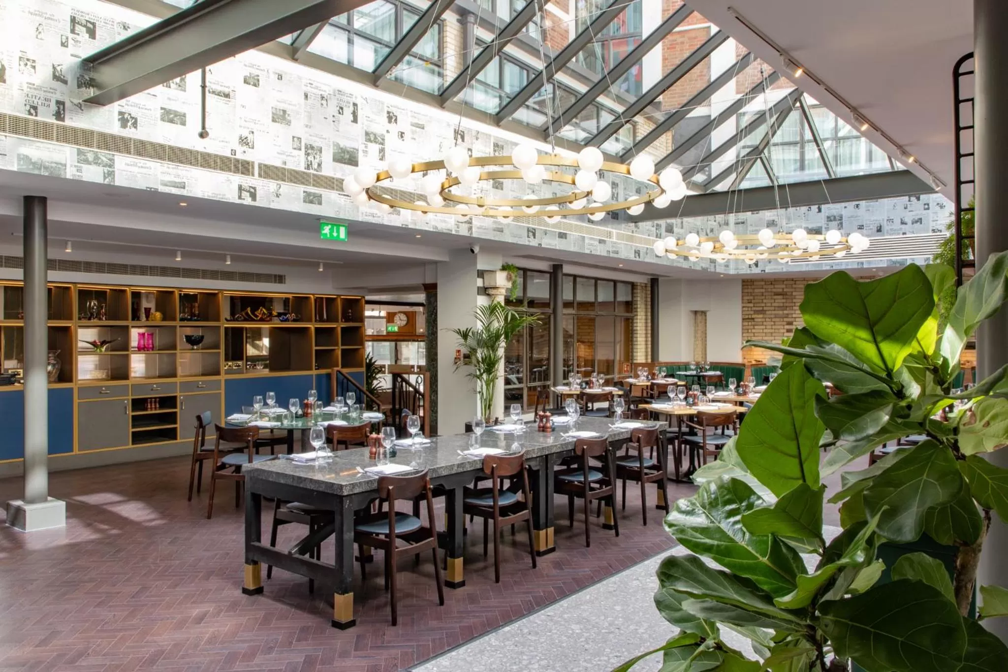 Restaurant/places to eat in Telegraph Hotel - Coventry