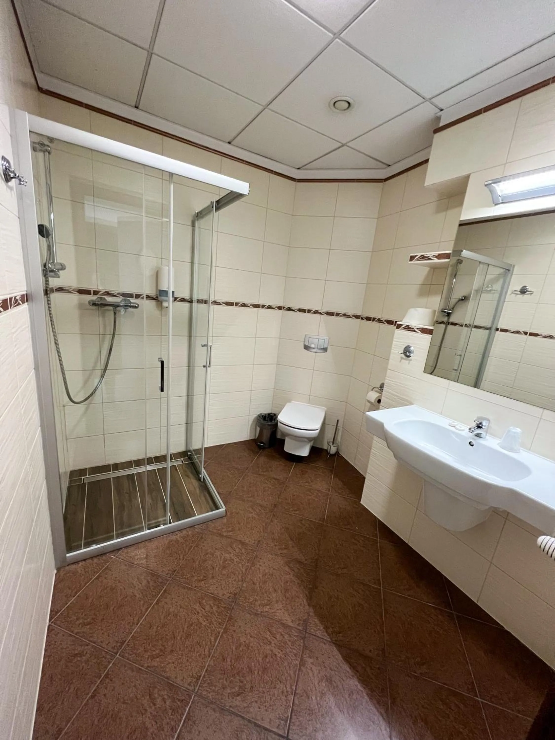 Shower in Hotel Poleski