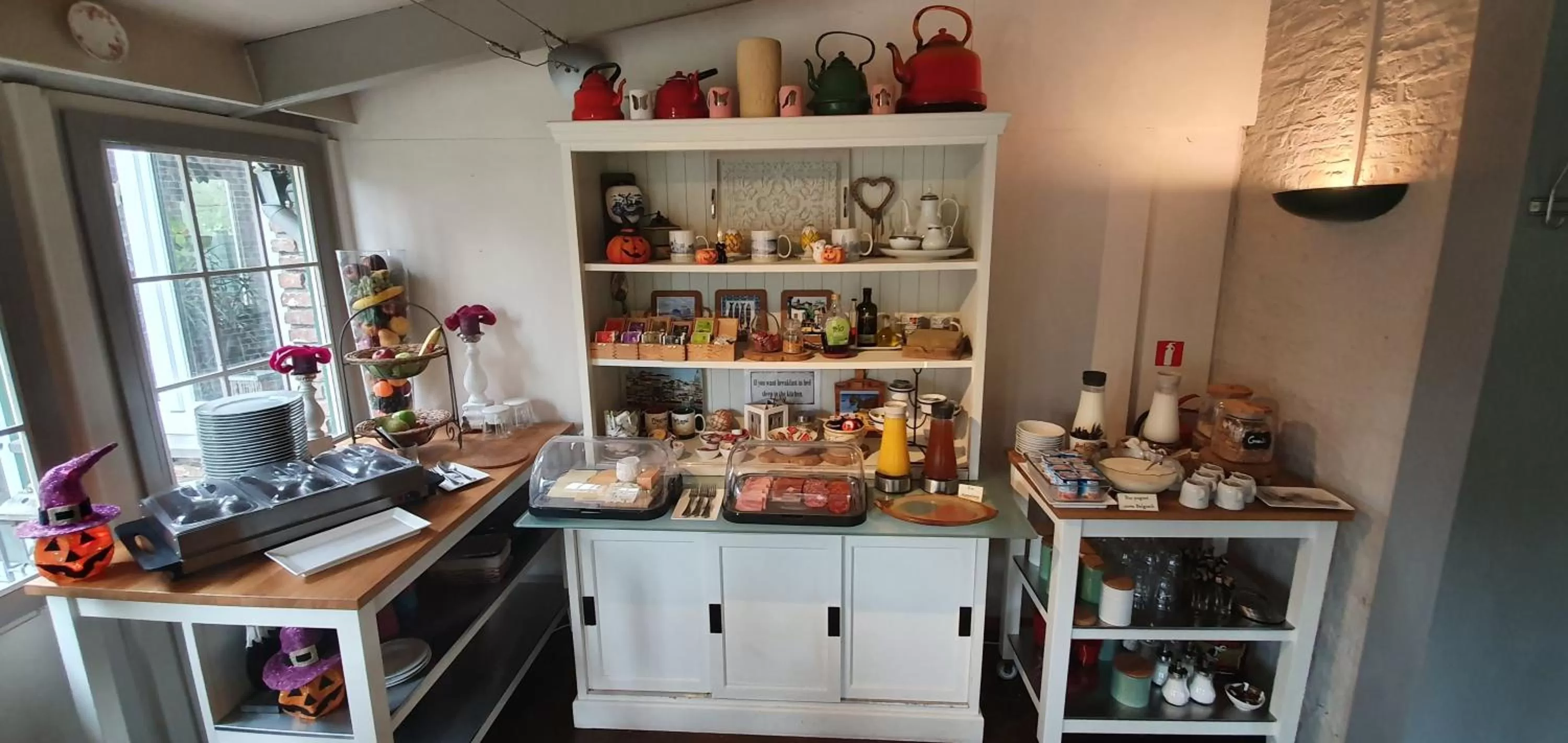 Kitchen/Kitchenette in Hotel Restaurant The Kings Head Inn