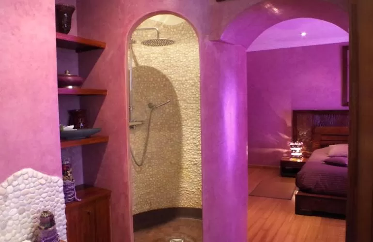 Photo of the whole room, Bed in B&B Val D'azur