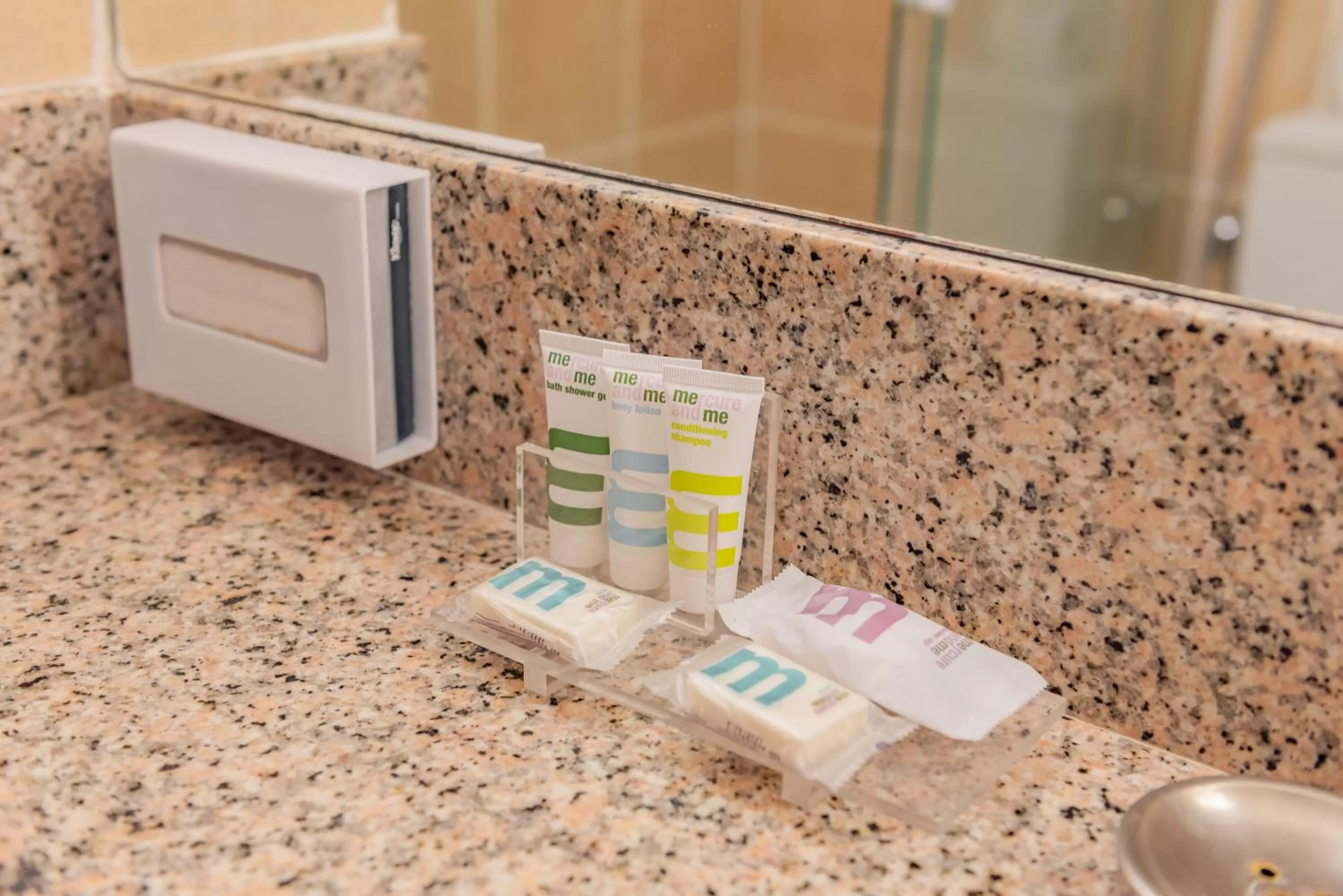 Bathroom in Mercure Fortaleza Meireles