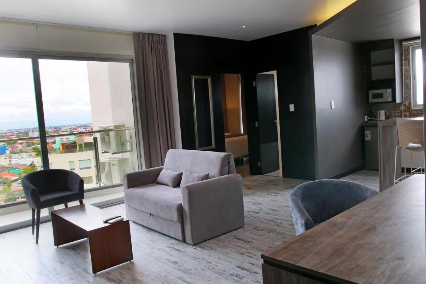 TV and multimedia in Urban Suites Apart Hotel