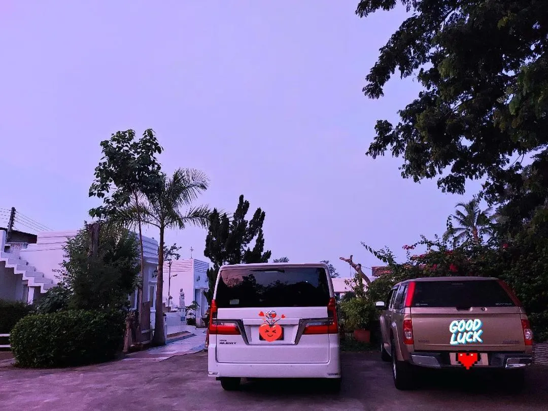 Scenic Riverside Resort