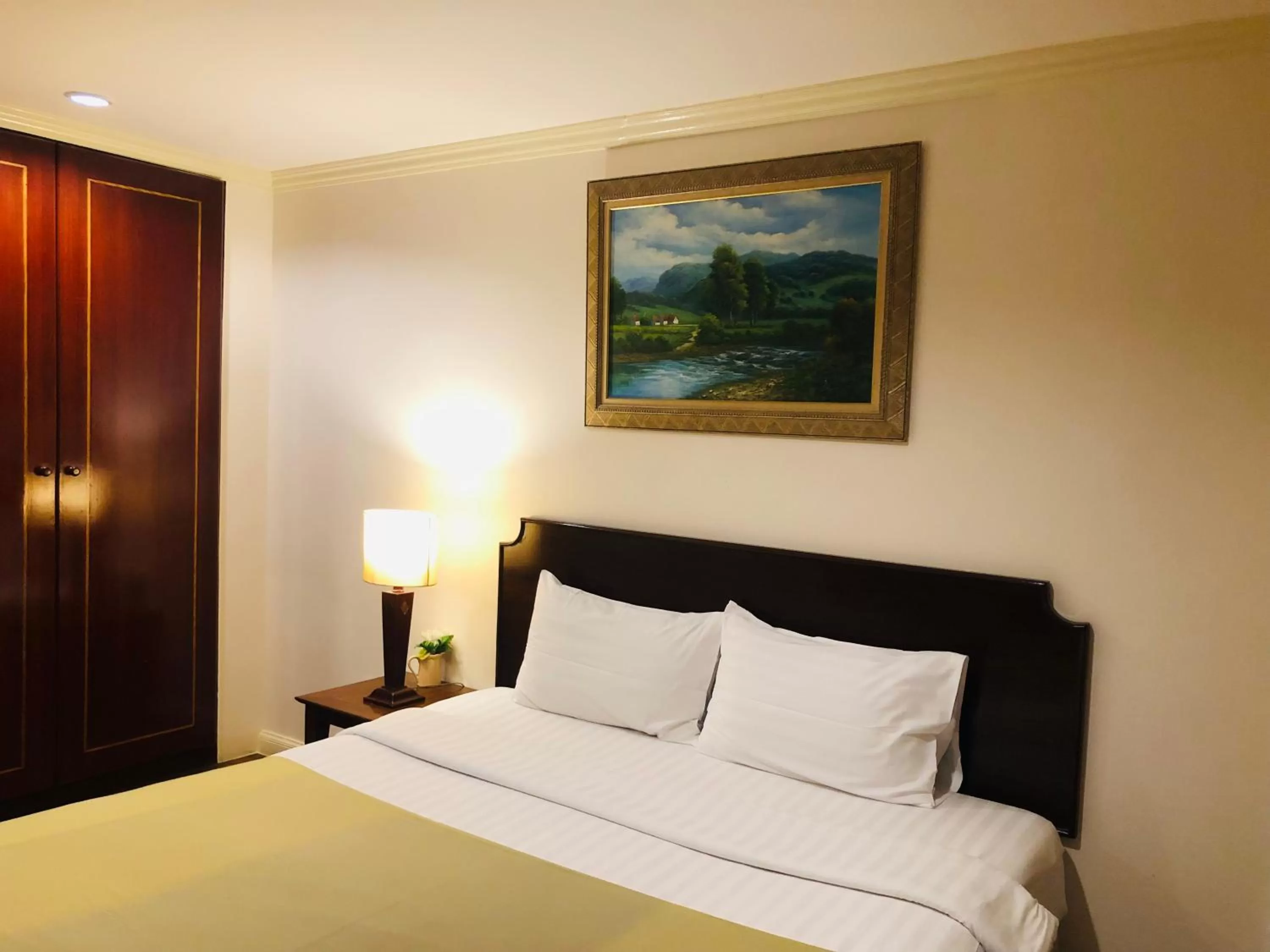 Bed in The Victory Residences Bangkok