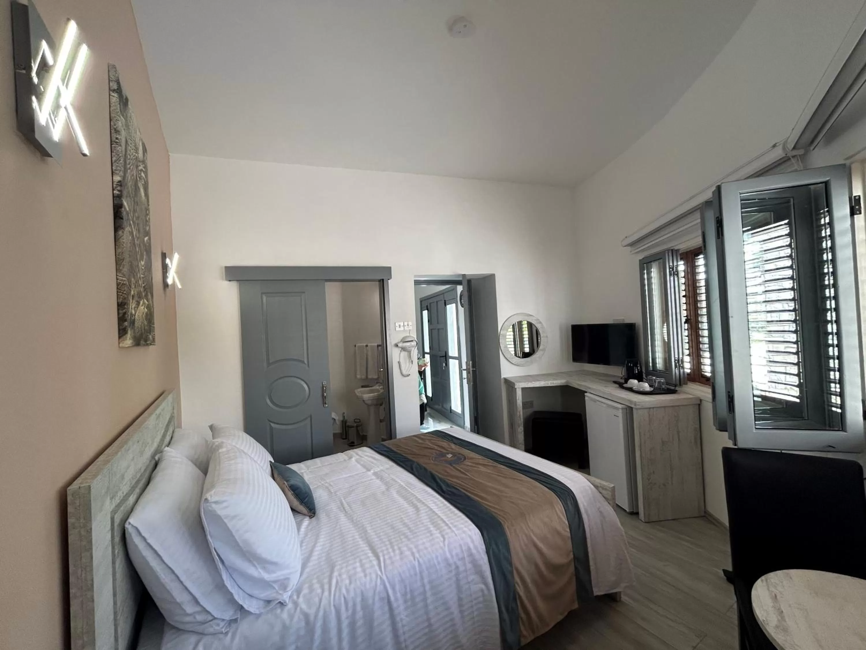 Bed in Royal Goddess Guest House, Walled City