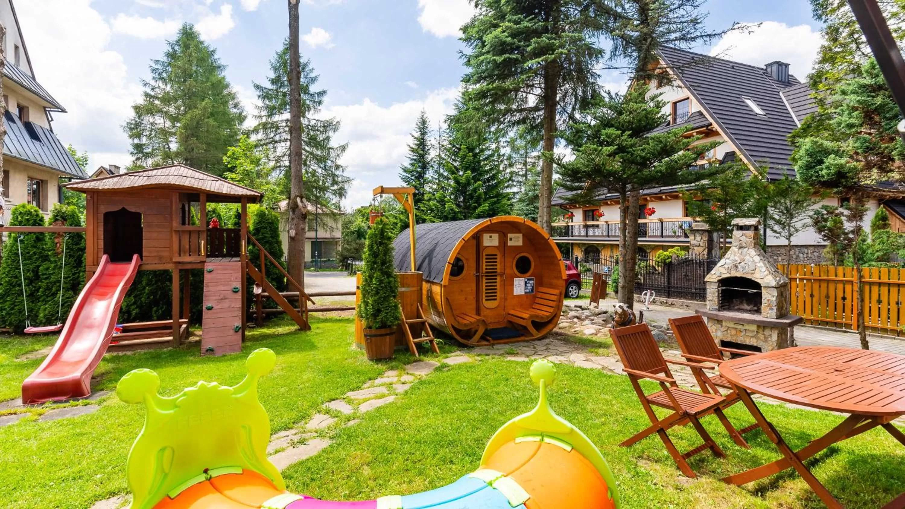 Children's Play Area in Aparthotel Delta Garden