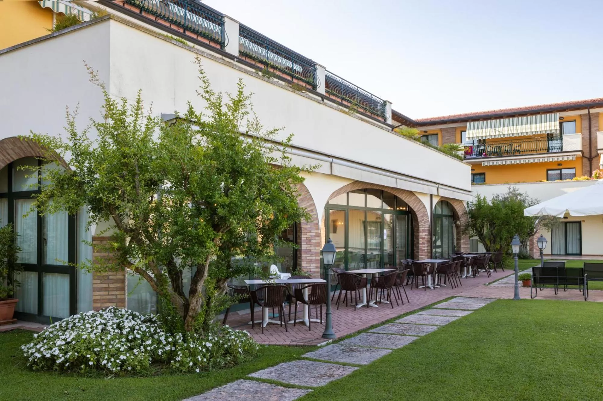 Restaurant/places to eat in Le Terrazze sul Lago Hotel & Residence