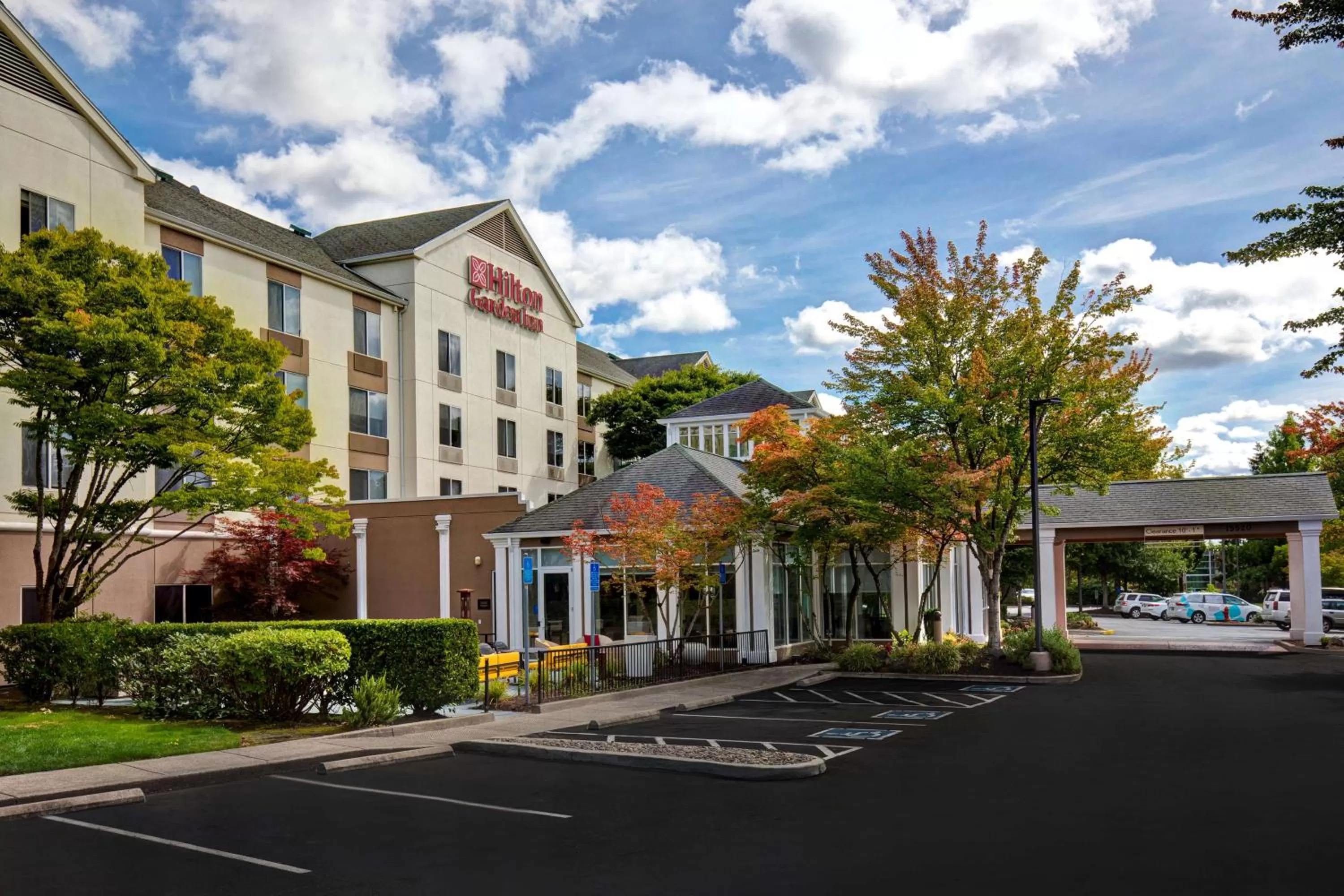 Property building in Hilton Garden Inn Portland/Beaverton