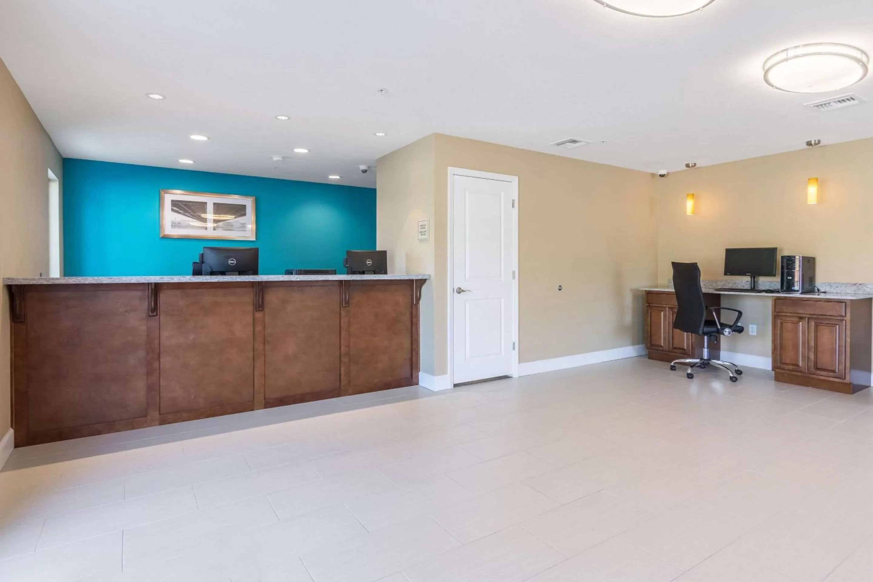 Lobby or reception in Econo Lodge Inn & Suites North Little Rock near Riverfront