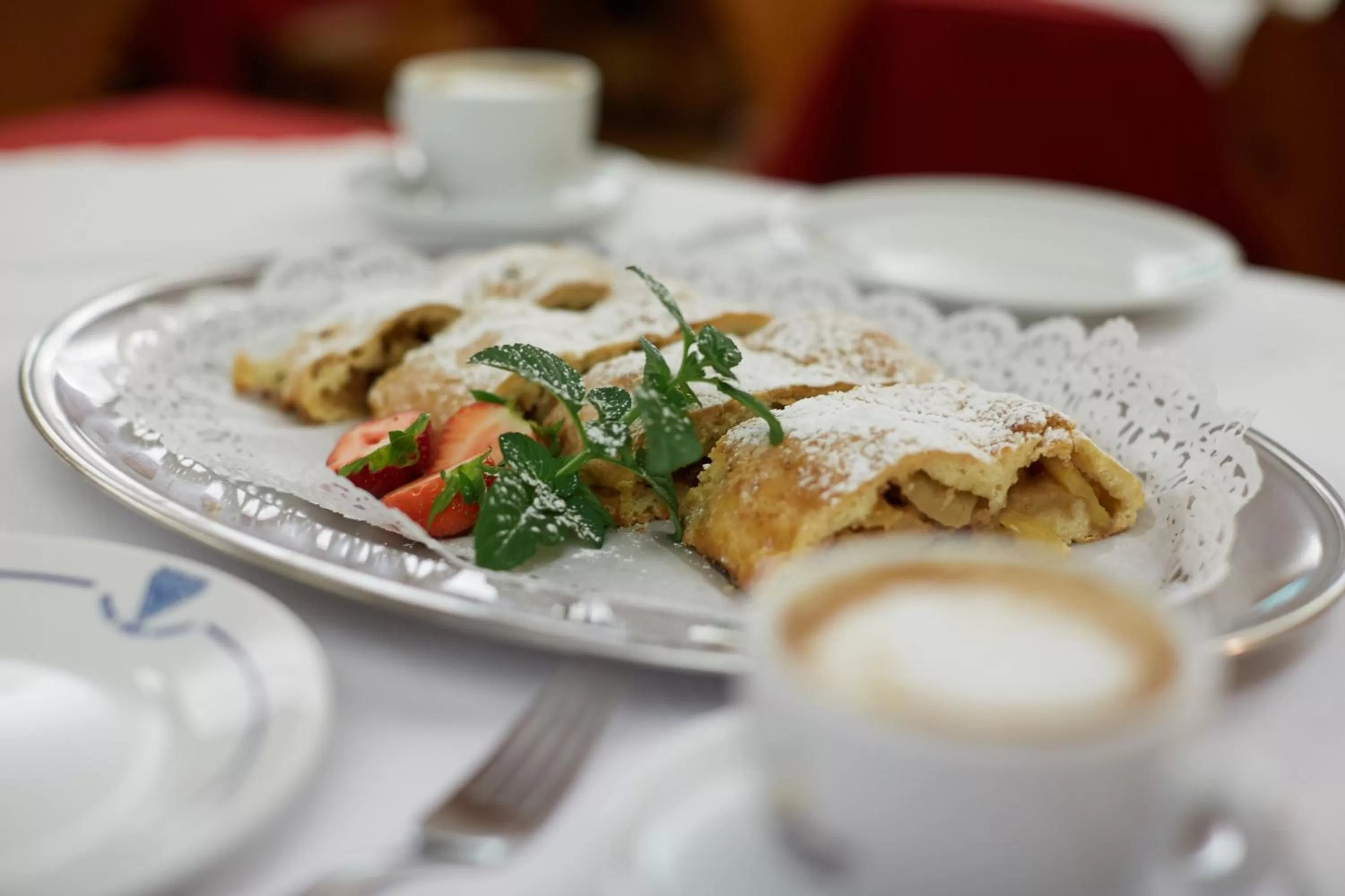 Restaurant/places to eat in Hotel Post Gries