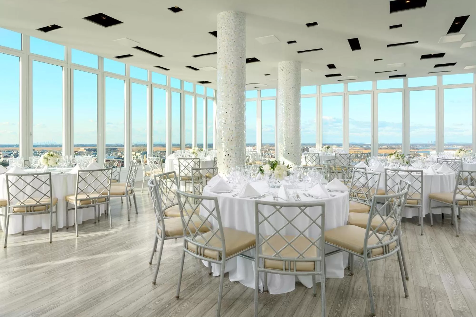 Restaurant/places to eat in Allegria Hotel