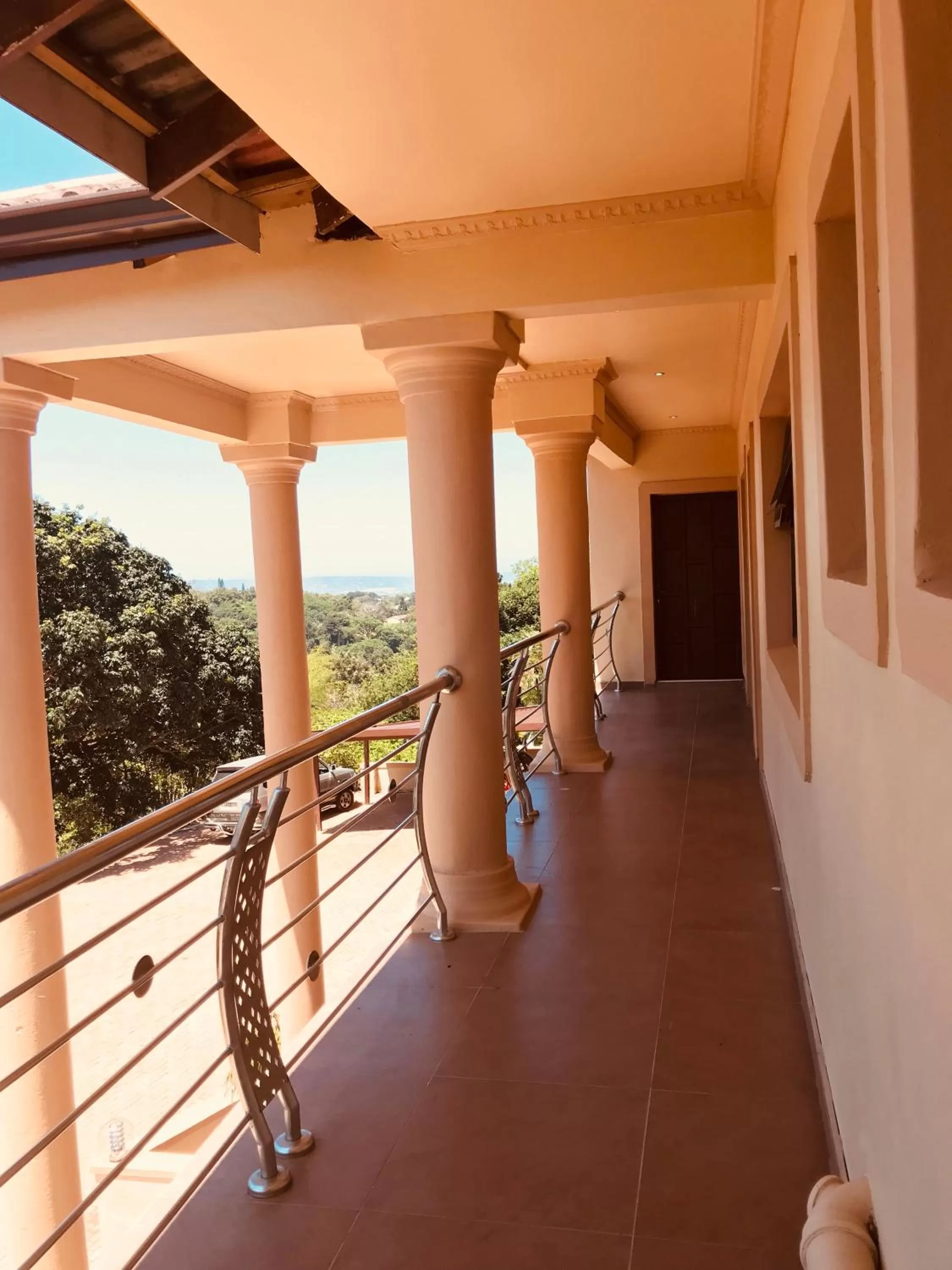 Jay and Bee Guesthouse