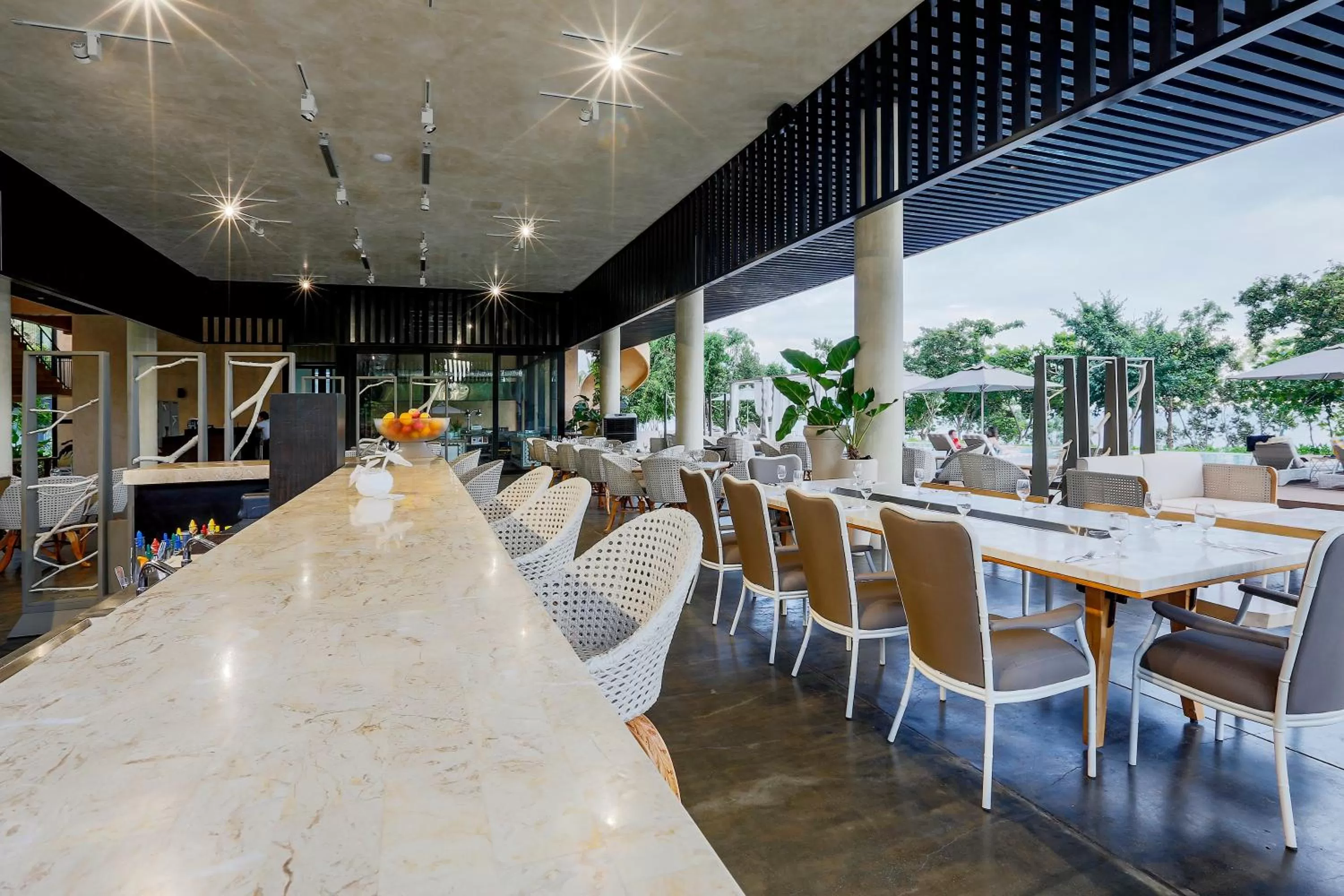 Restaurant/places to eat in Amorita Resort Bohol