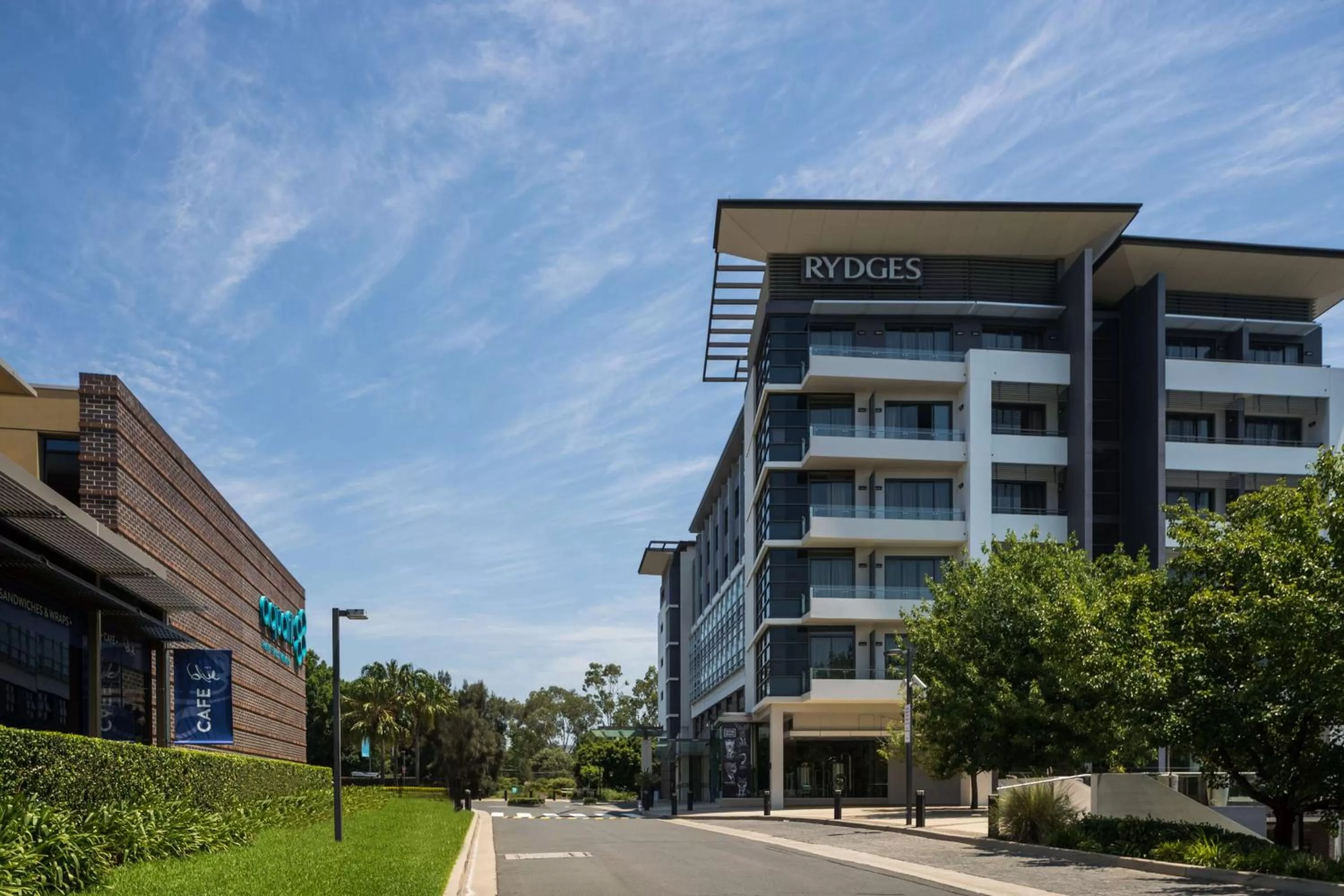 Property building in Rydges Campbelltown