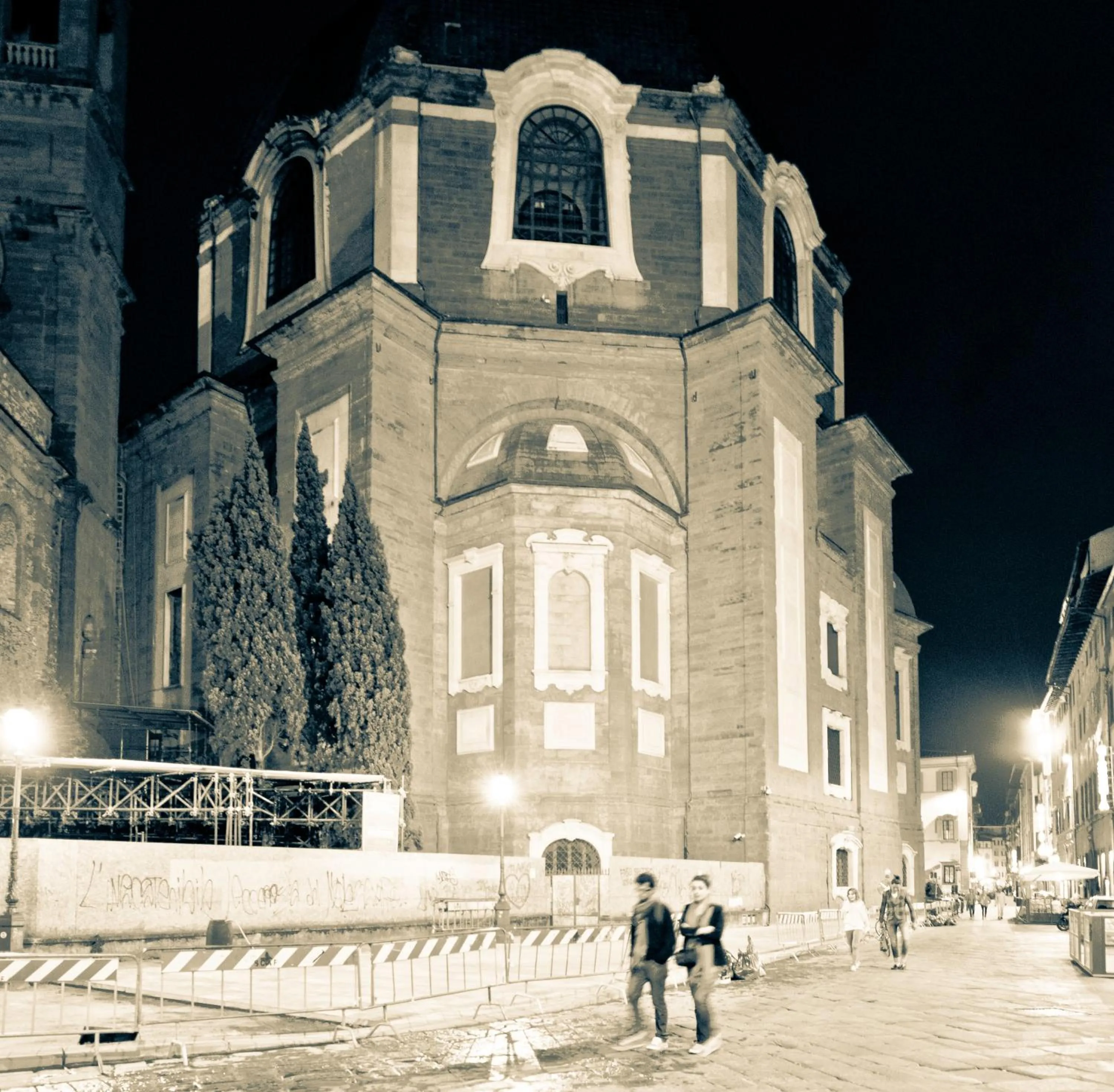 Area and facilities in Solo Experience Hotel