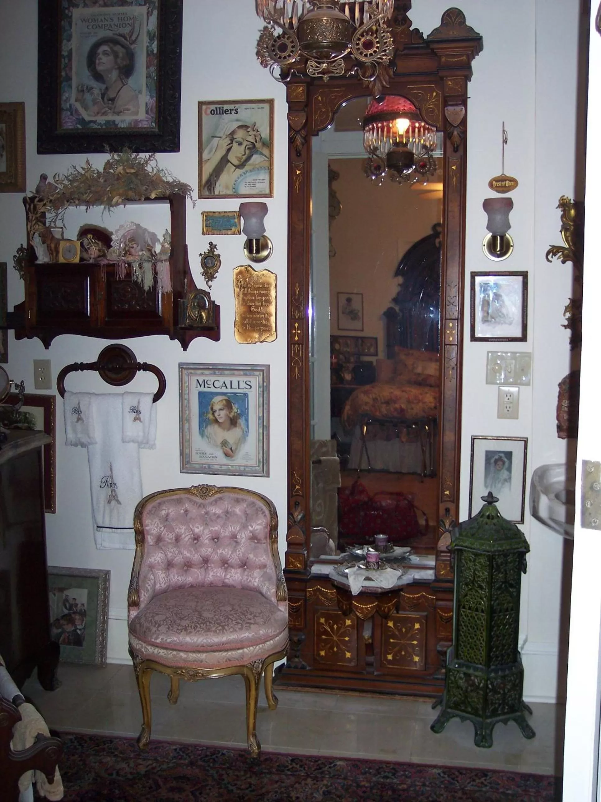 Bathroom in Shadowlawn Bed and Breakfast