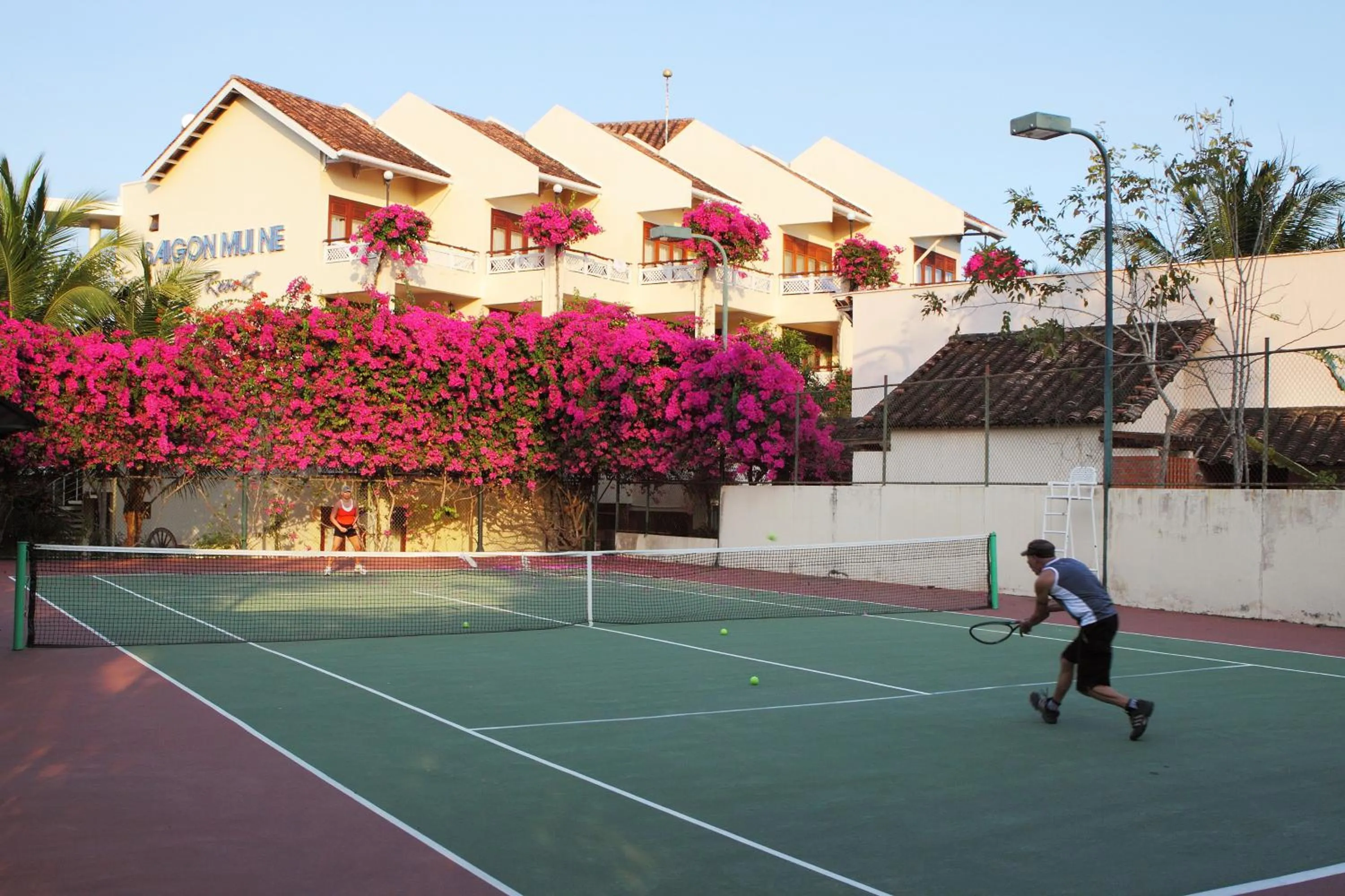 Tennis court in Saigon Mui Ne Resort