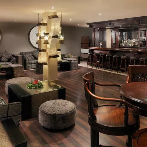 Restaurant/places to eat in Royal Garden Villas, Luxury Hotel