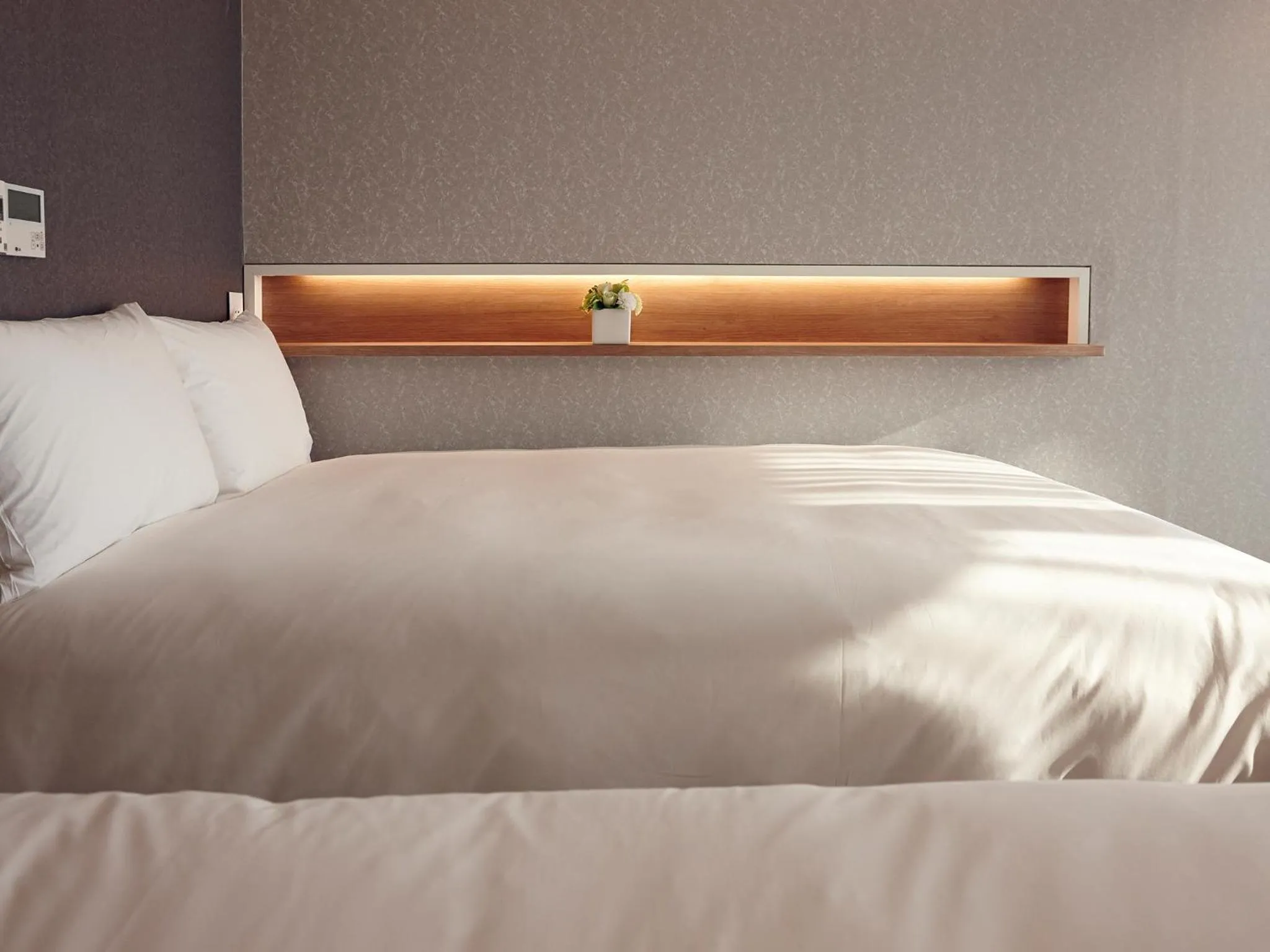 Bed in Royal Square Hotel Seoul