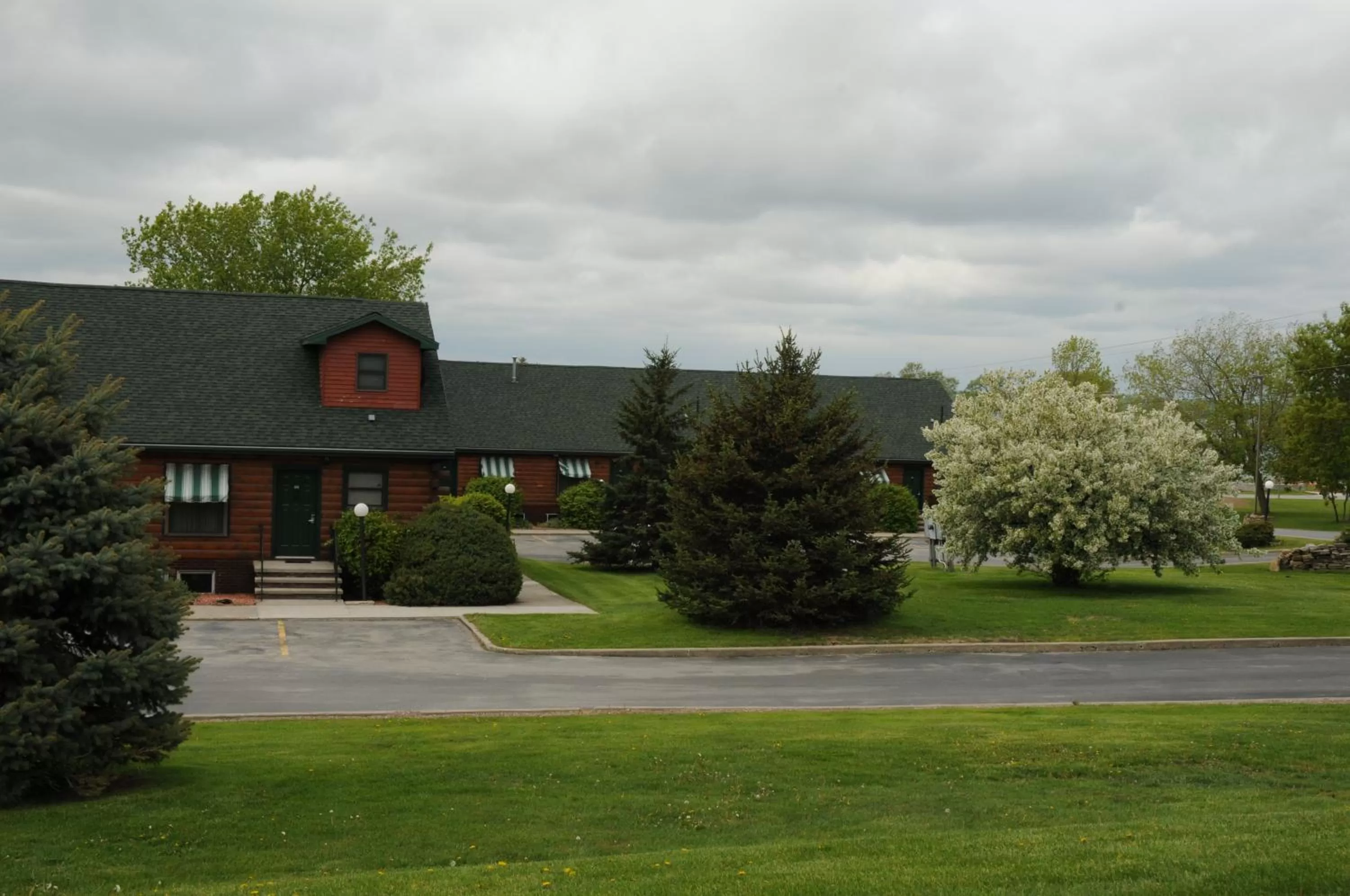Facade/entrance in Stone Fence Resort
