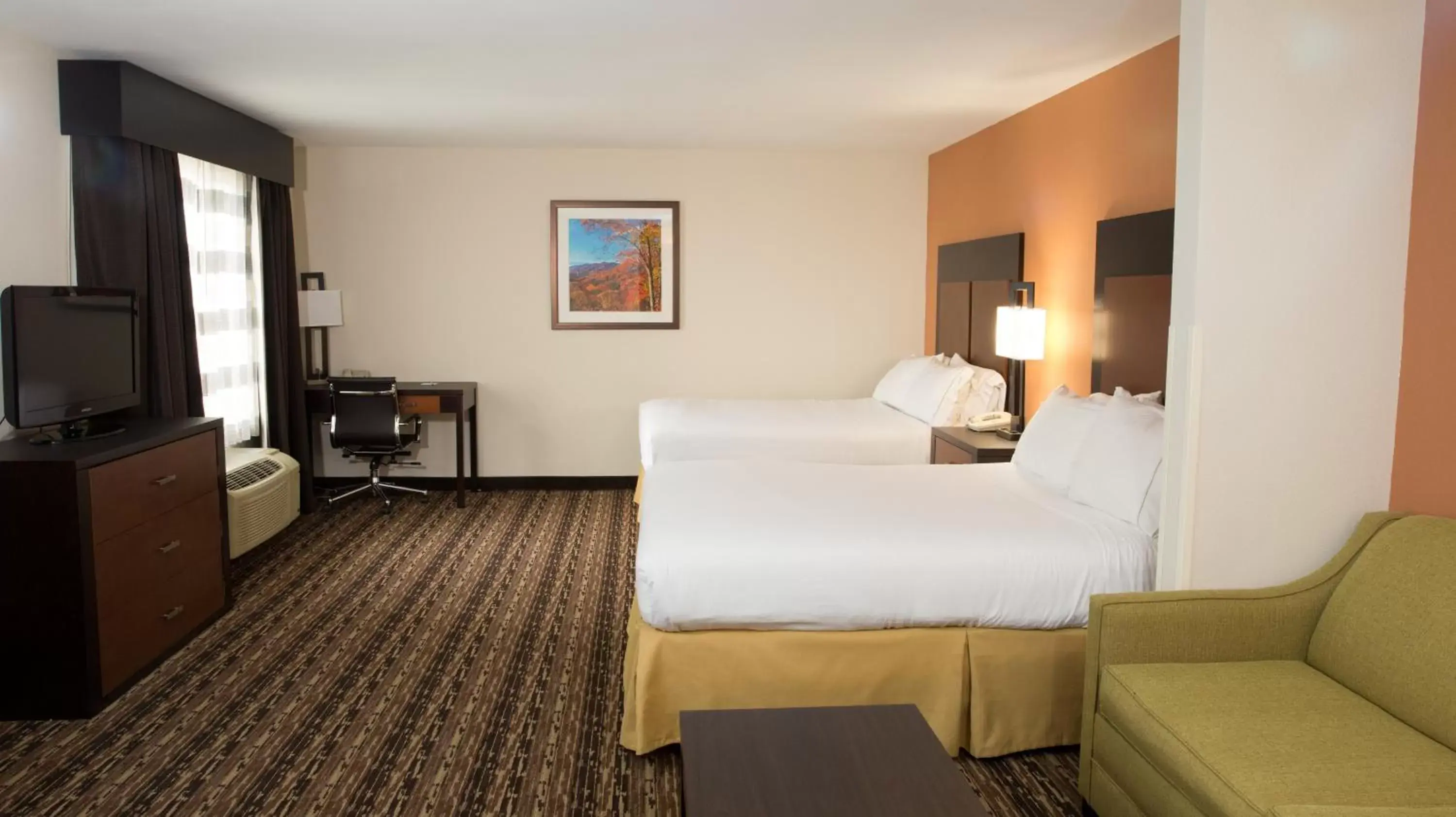Queen Studio - Disability Access in Holiday Inn Express Hotel & Suites Cherokee-Casino by IHG Queen Studio - Disability Access in Holiday Inn Express Hotel & Suites Cherokee-Casino by IHG