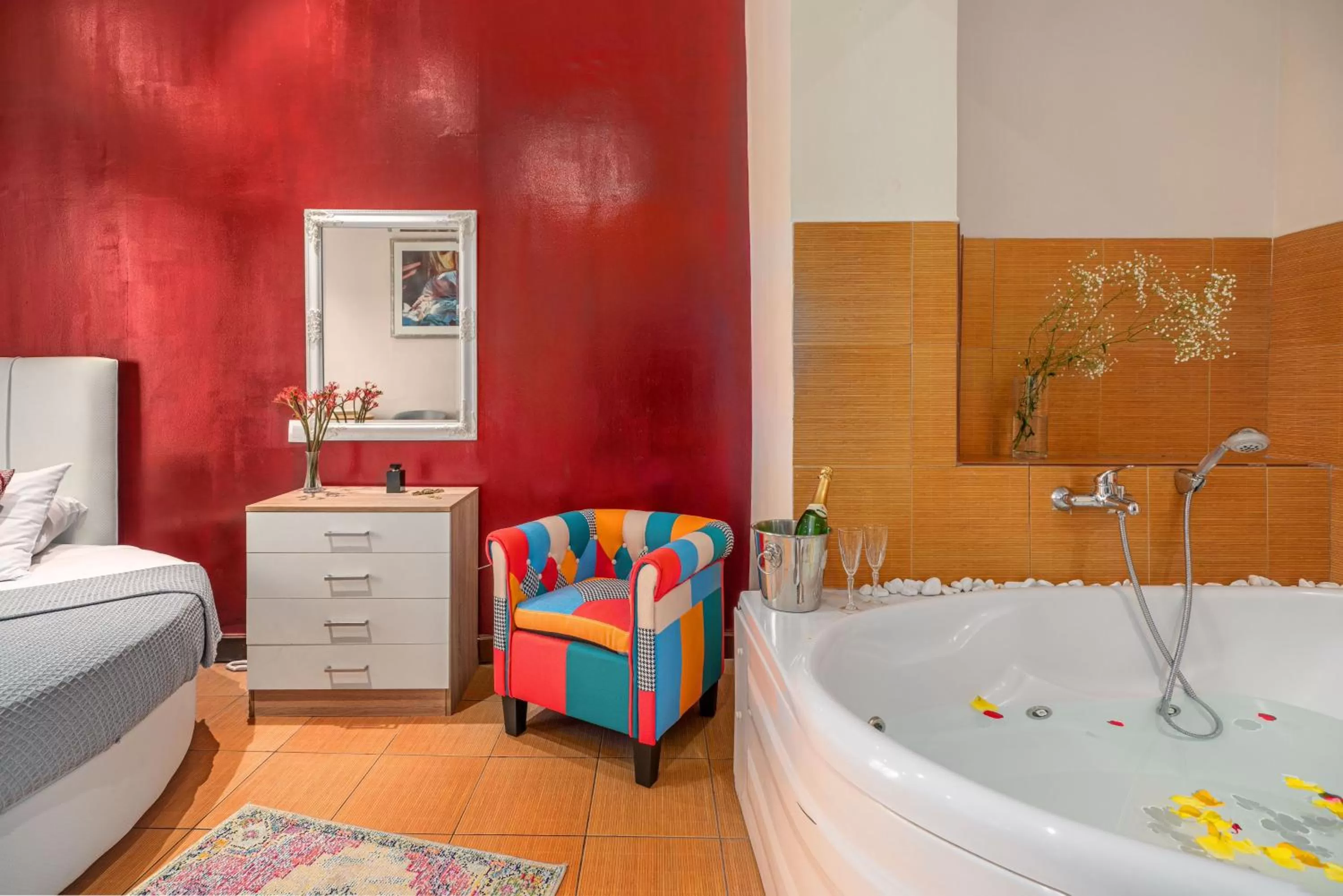 Hot Tub in Zen Hotel