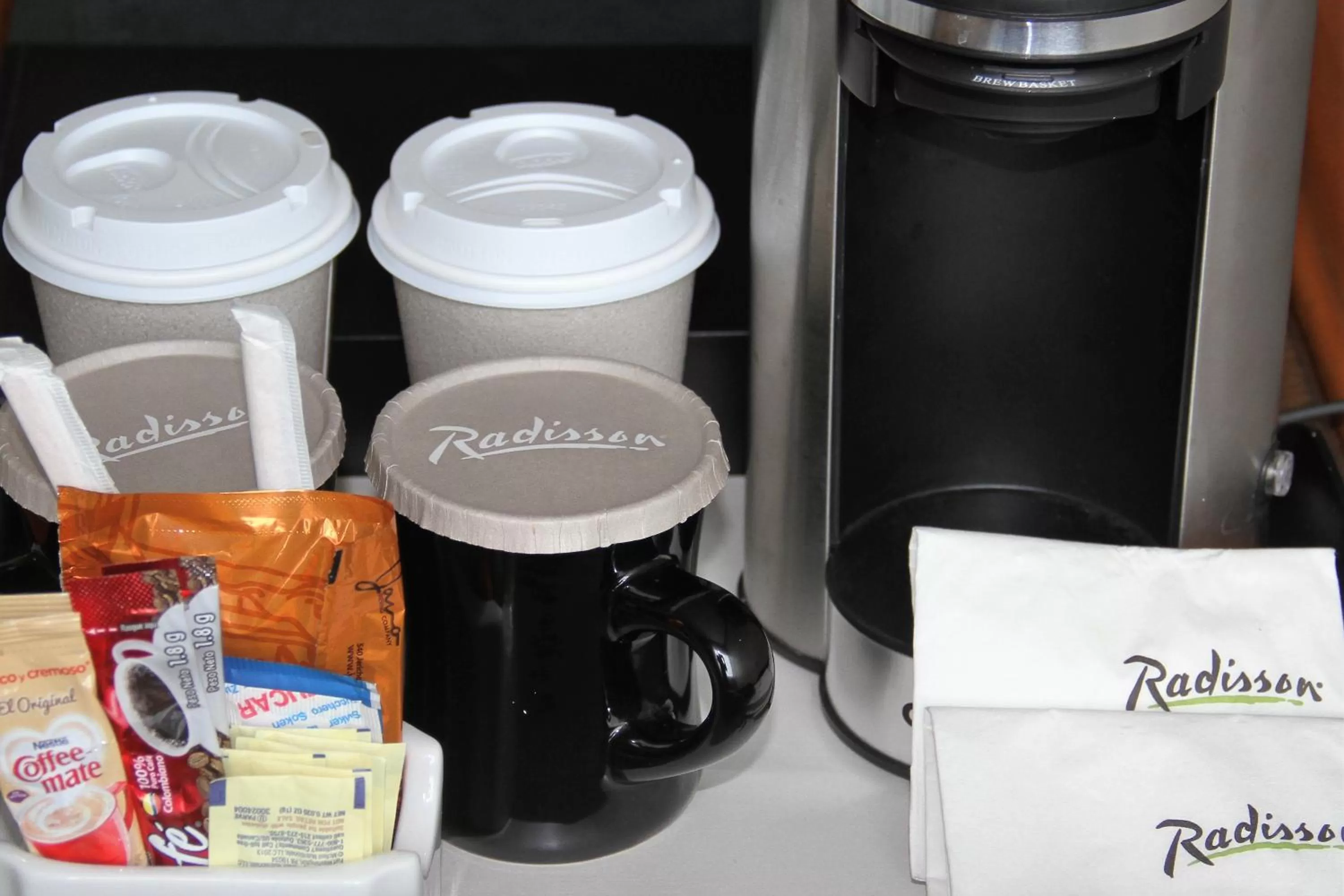 Coffee/tea facilities in Radisson Colon 2,000 Hotel & Casino