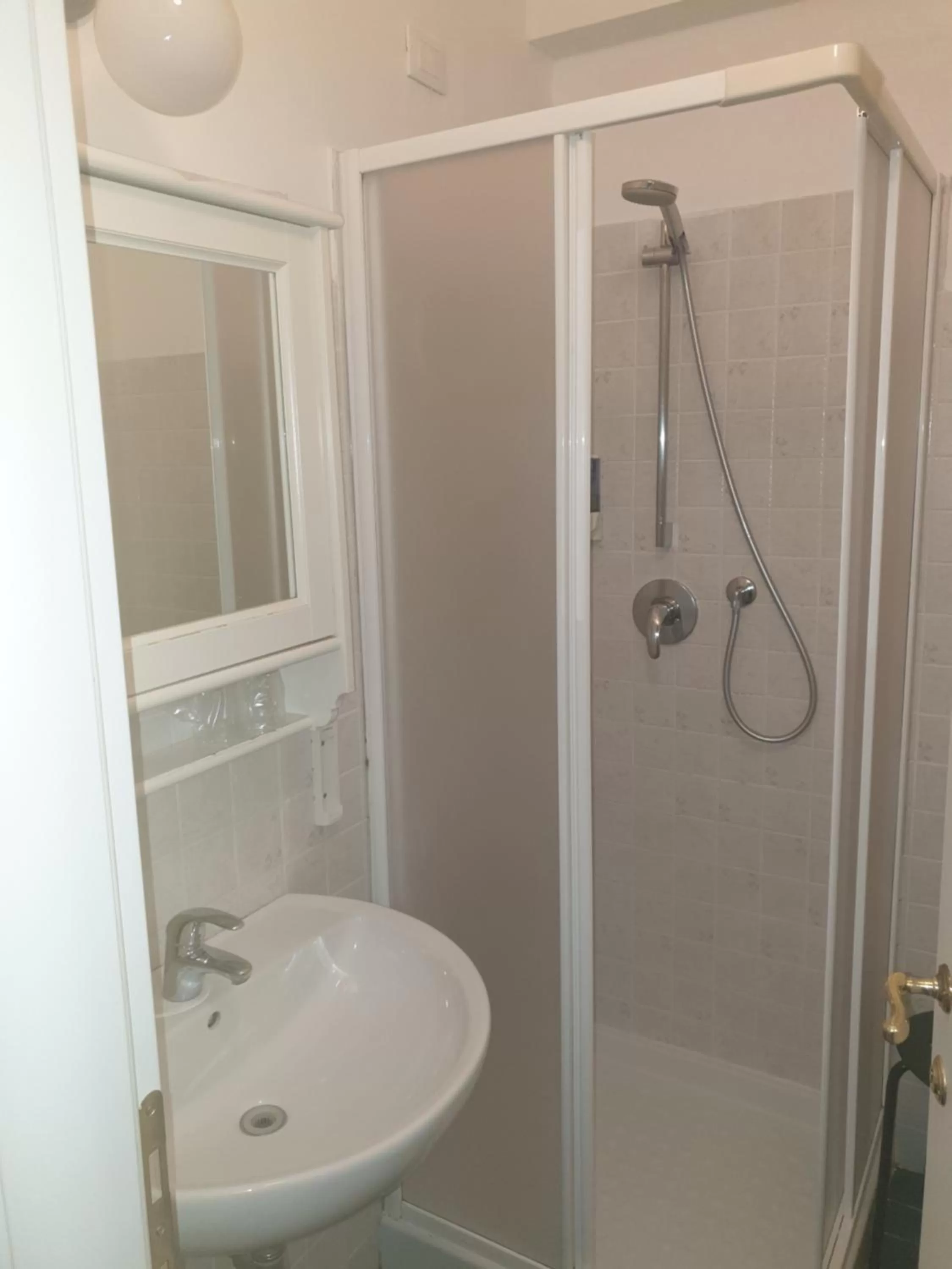 Bathroom in Hotel Por Santa Maria