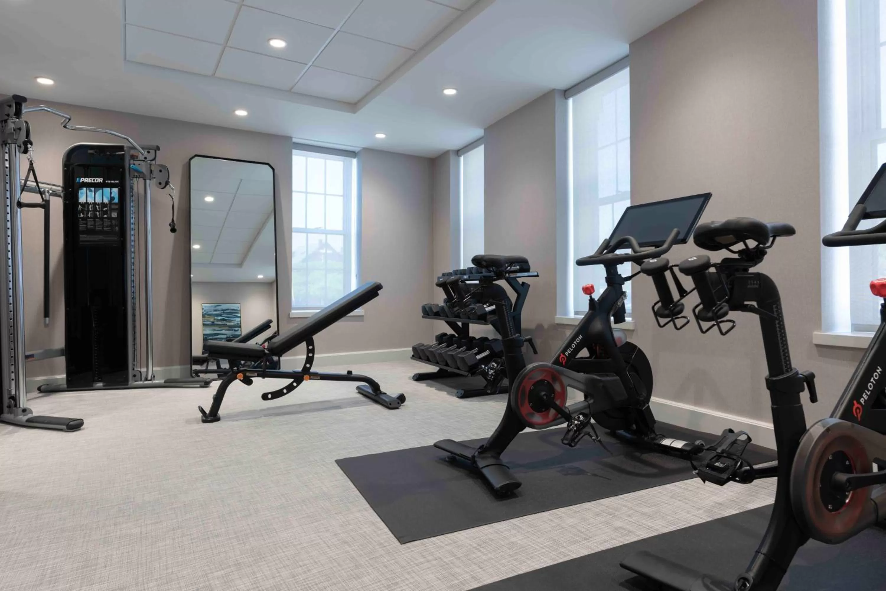 Fitness centre/facilities in Portland Harbor Hotel