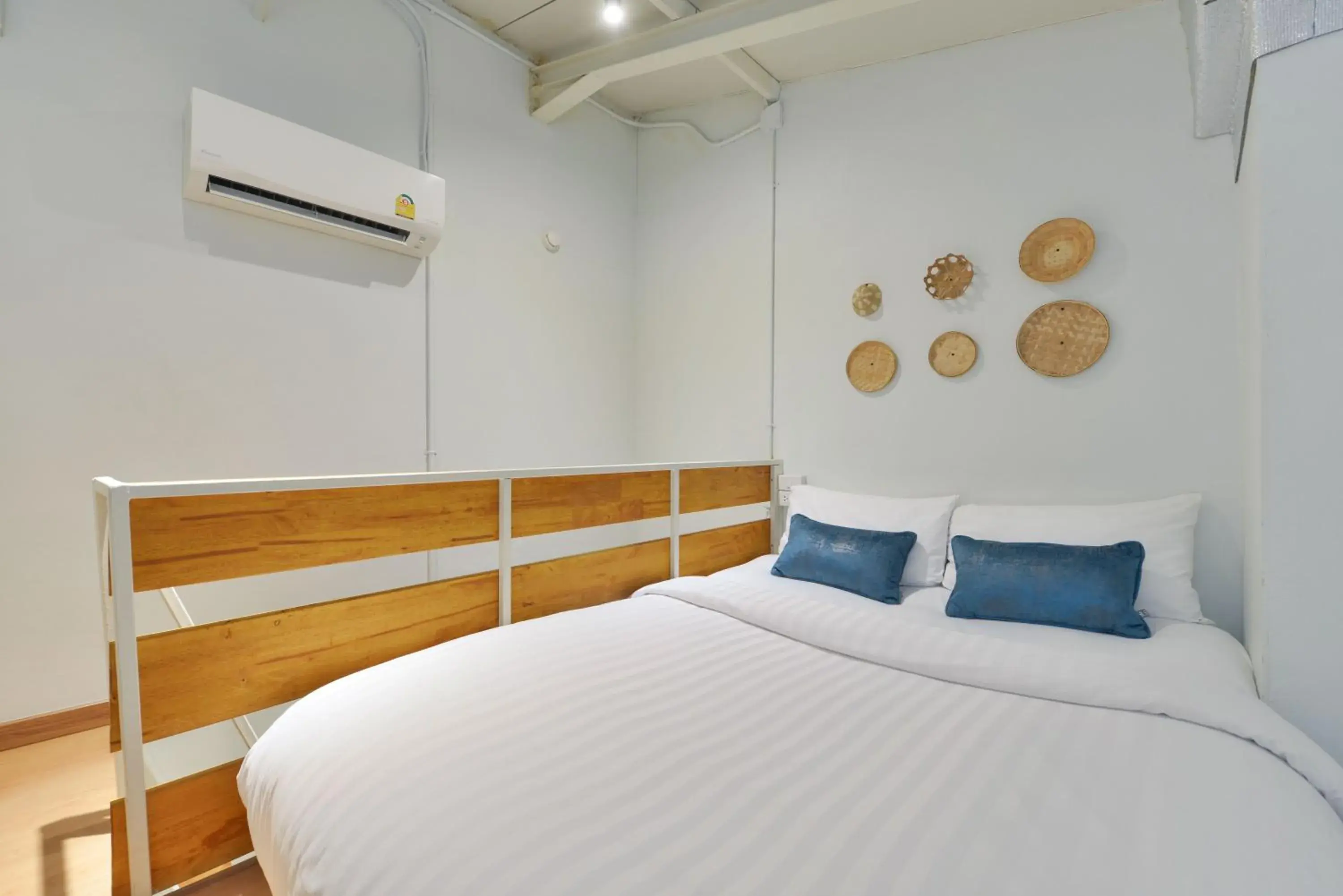 Studio with shared bathroom in StayAt Bedever Bangkok Hotel Studio with shared bathroom in StayAt Bedever Bangkok Hotel