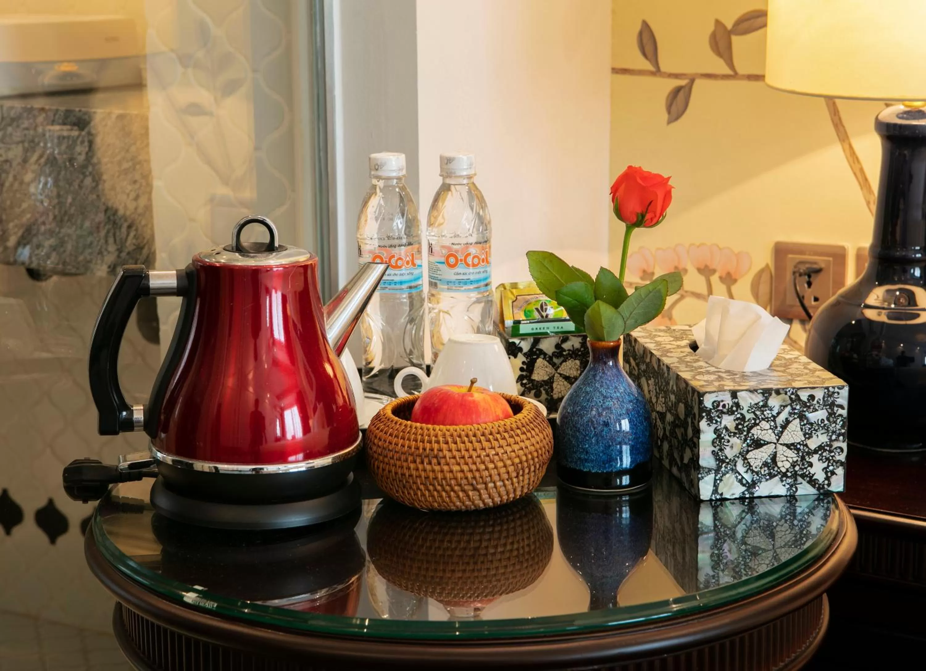 Coffee/tea facilities in Golden Legend Boutique Hotel