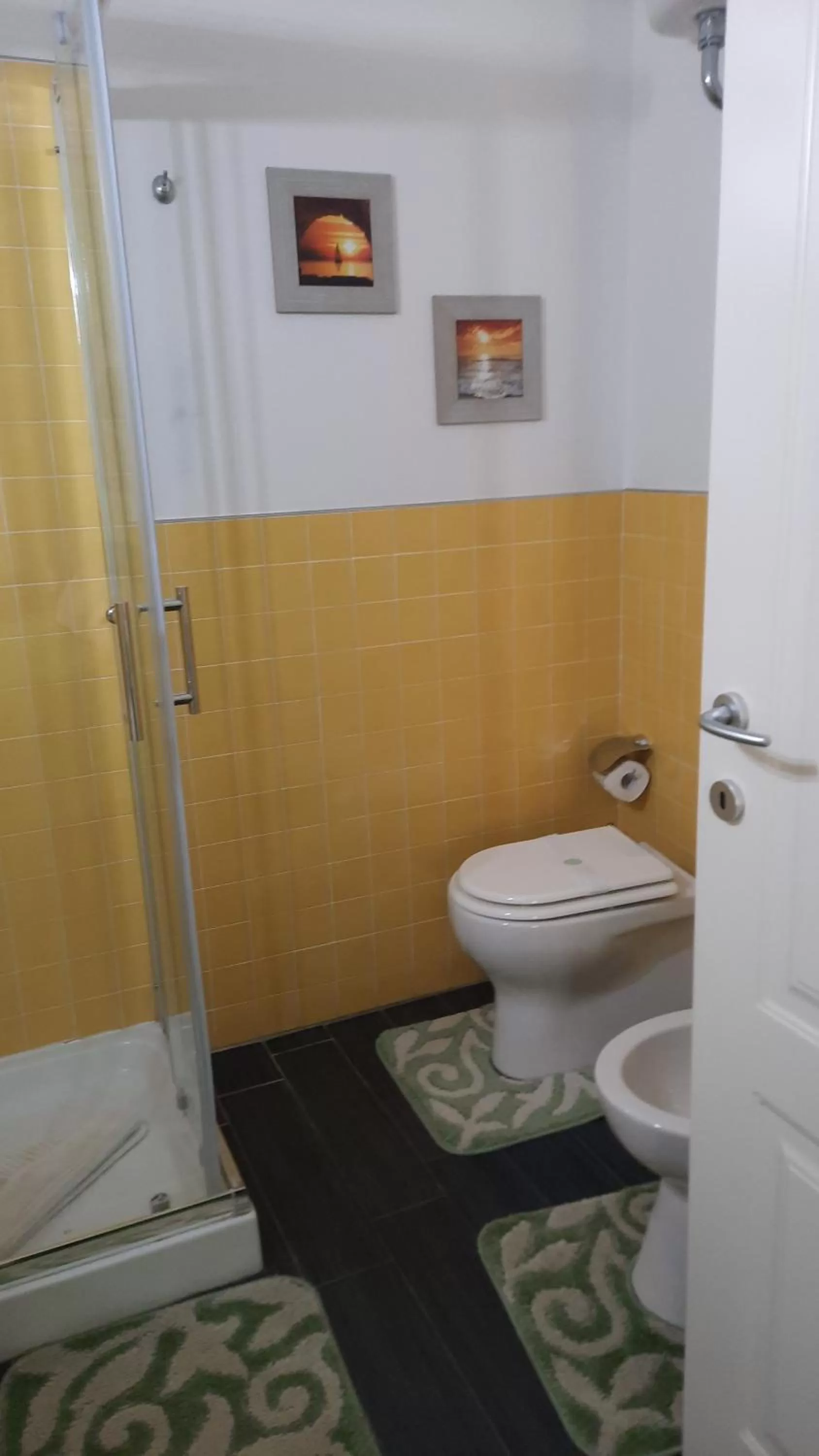 Shower in Affittacamere Sa Pardula