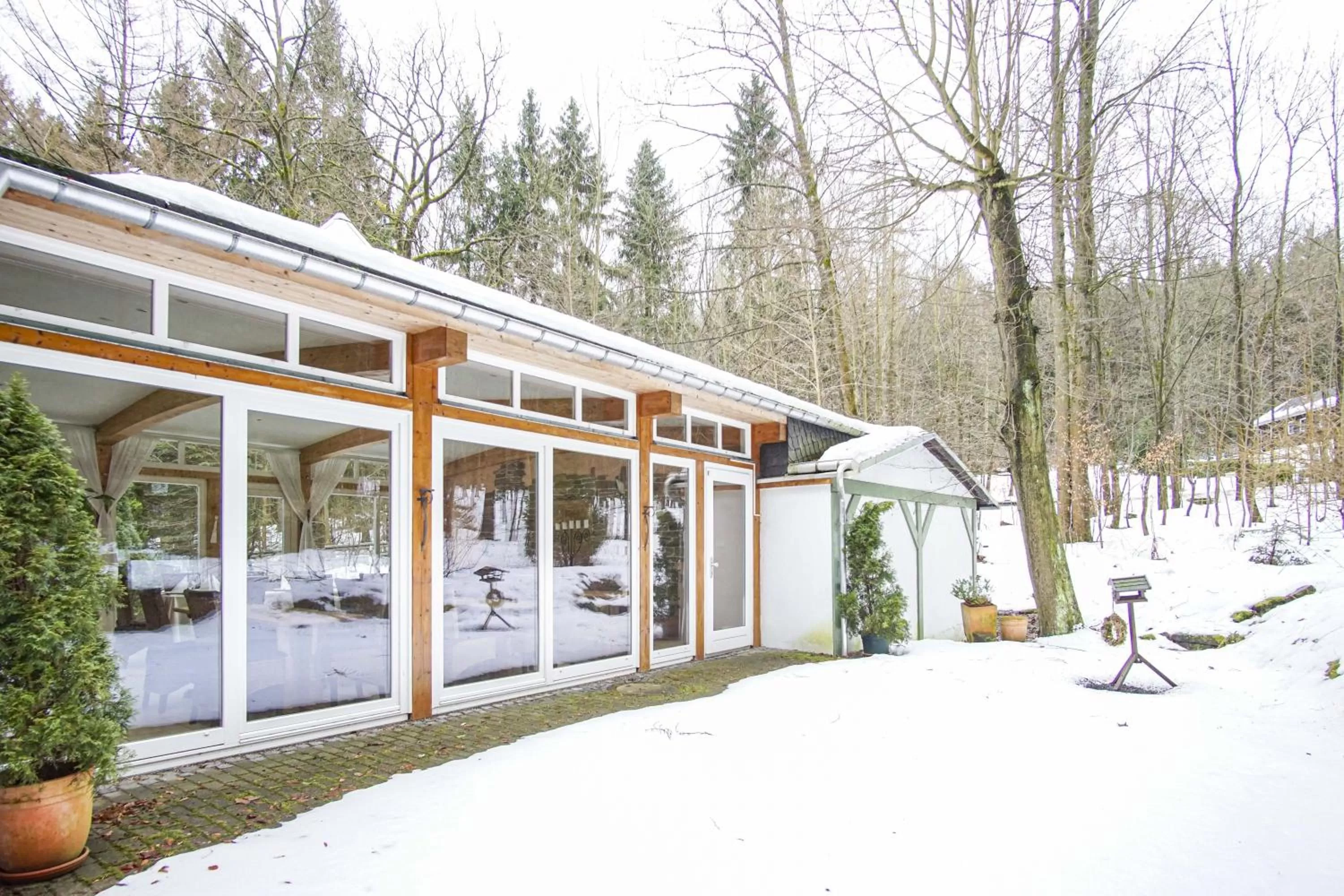 Property building, Winter in Naturhotel Forsthaus